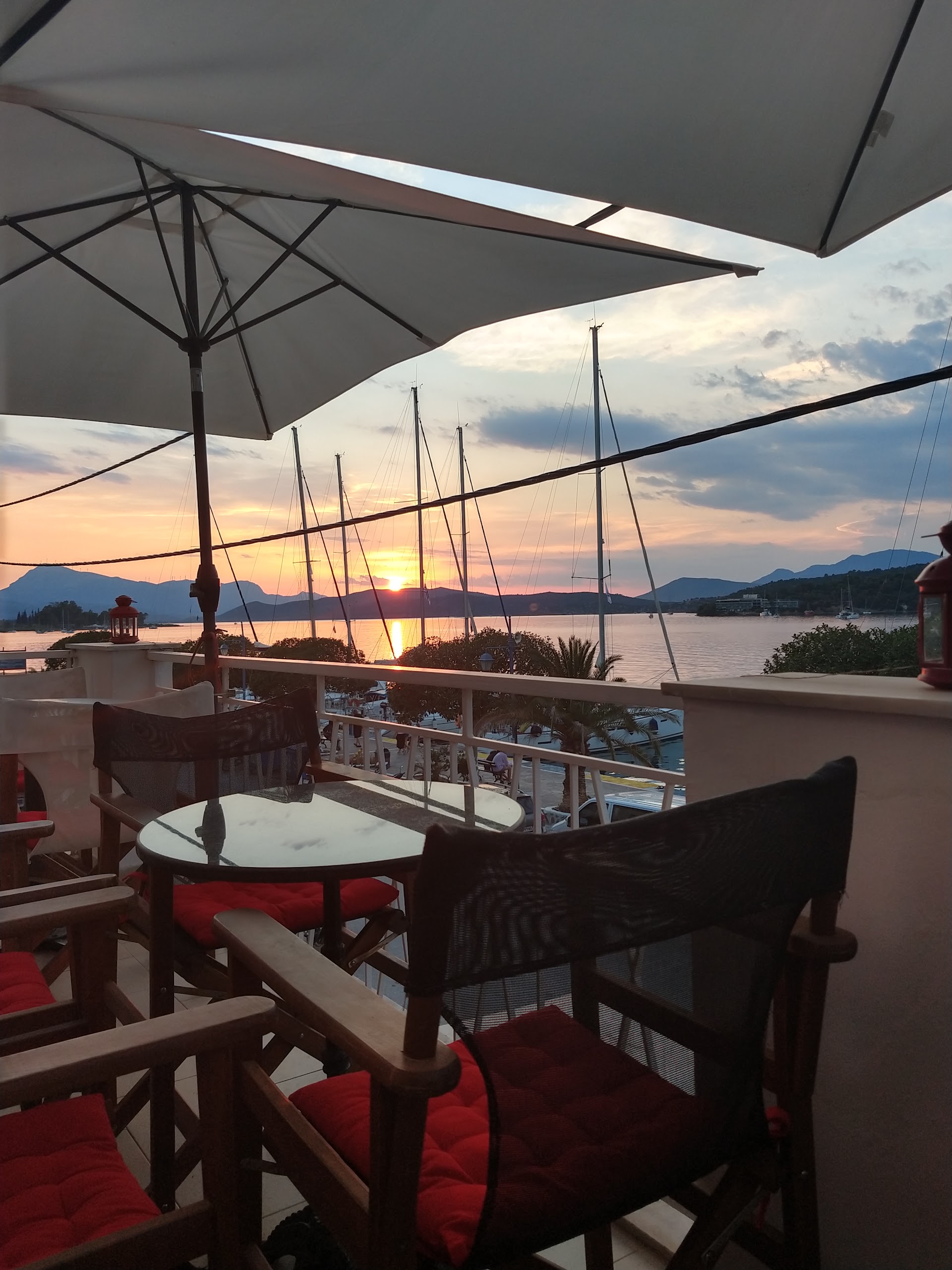 Regatta Cocktail Bar