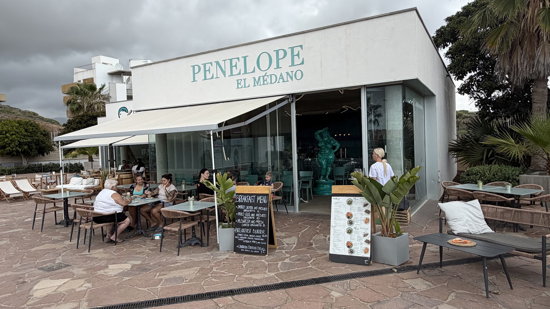 Penelope Restaurant & cocktail bar