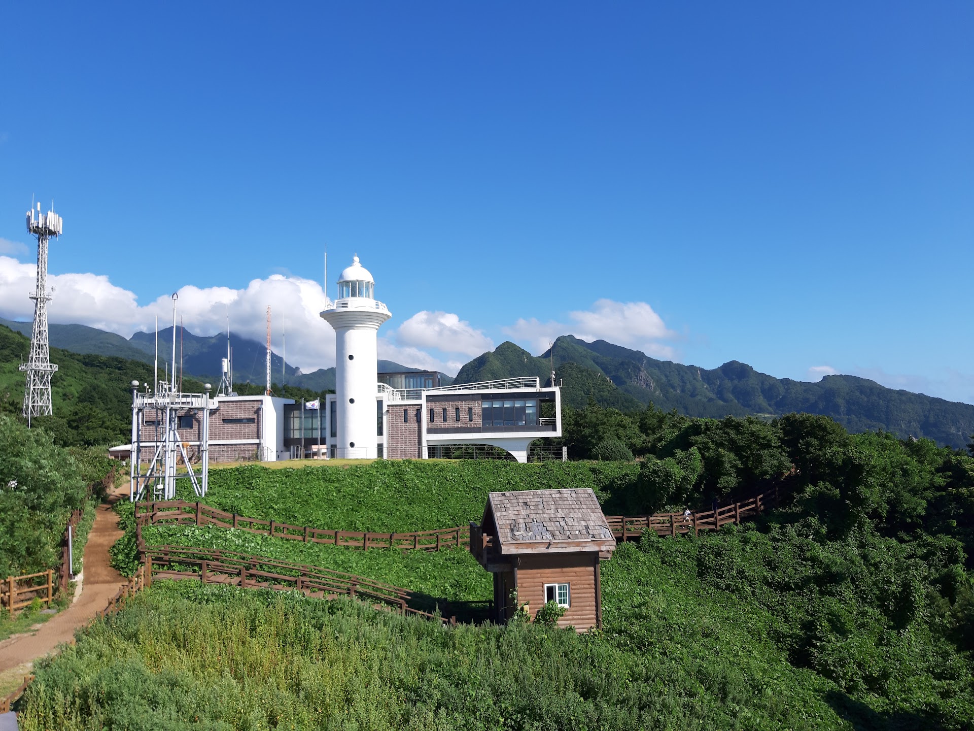 Monorraíl turístico Taeha Hyangmok