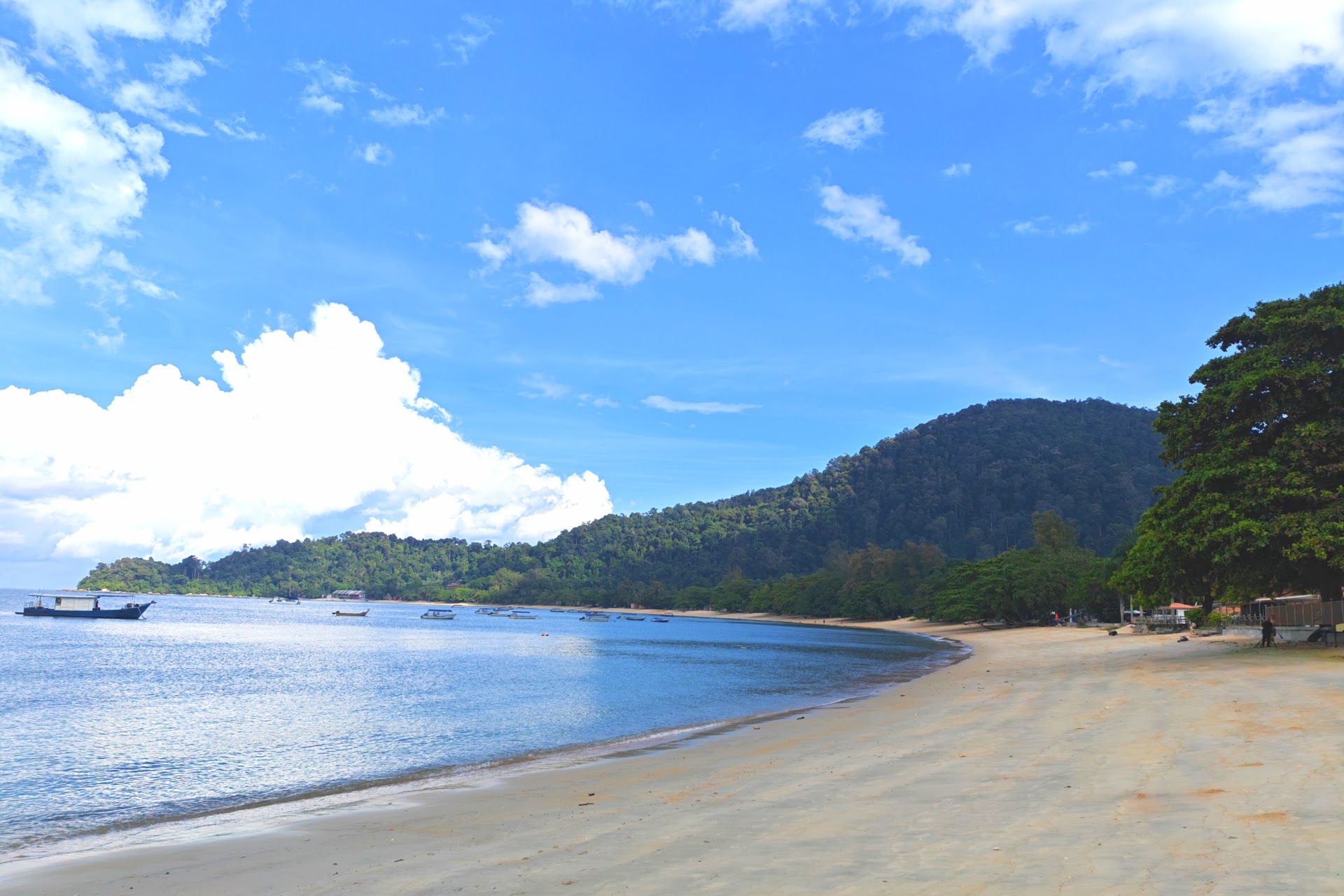 Paragliding in Pangkor Town