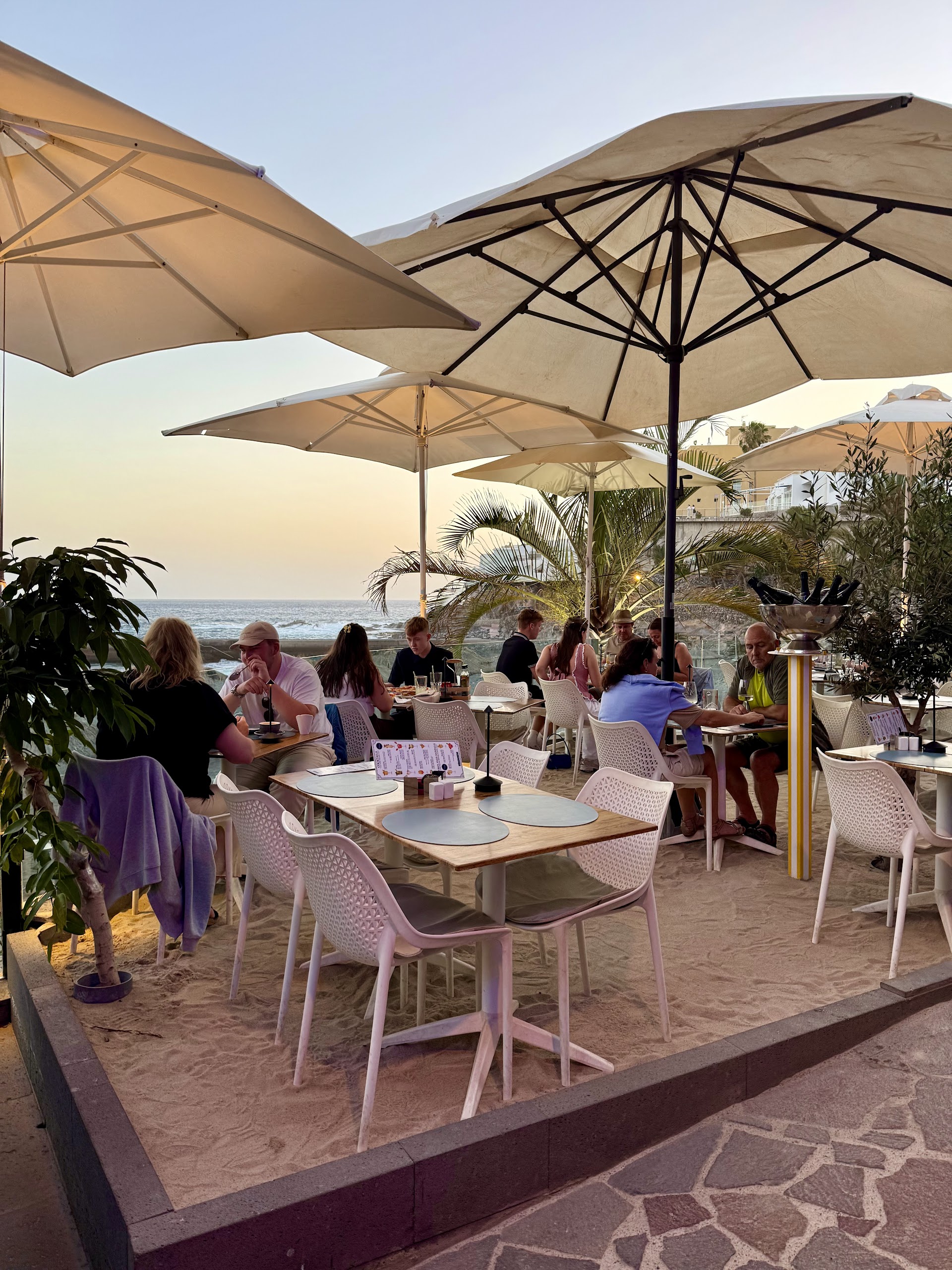 L'Osteria Sea