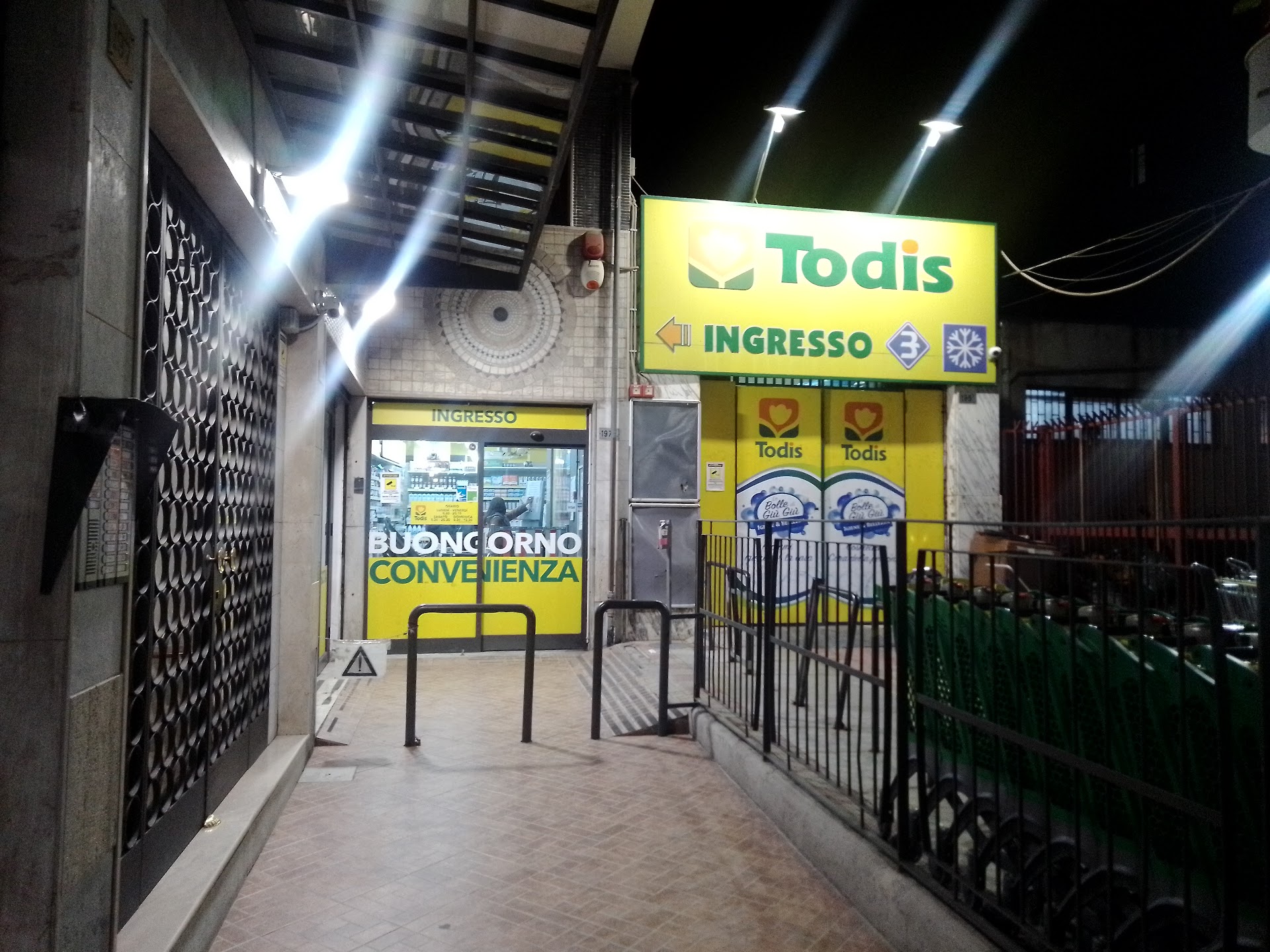 Todis - Supermercato (Palermo - Corso Camillo Finocchiaro, 195)