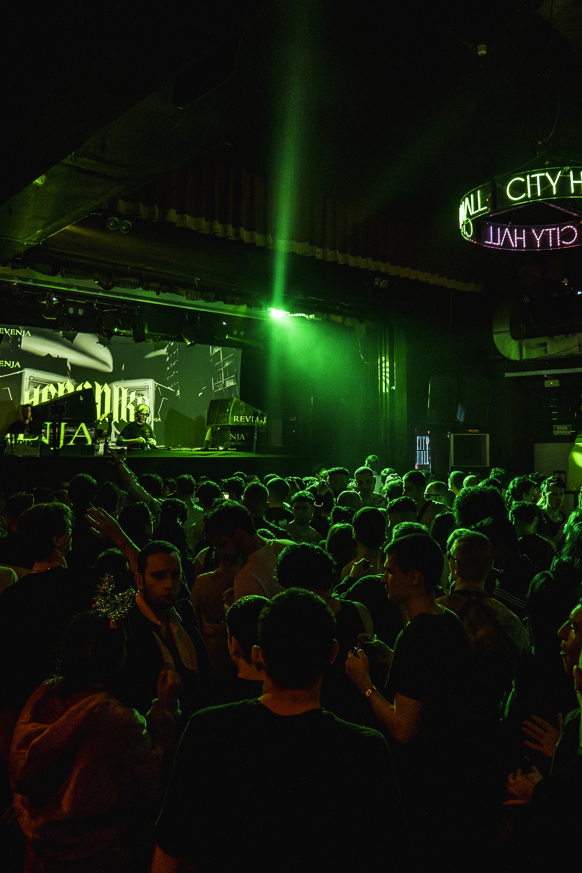 DISCO CITY HALL BARCELONA l OFFICIAL MUSIC CLUB