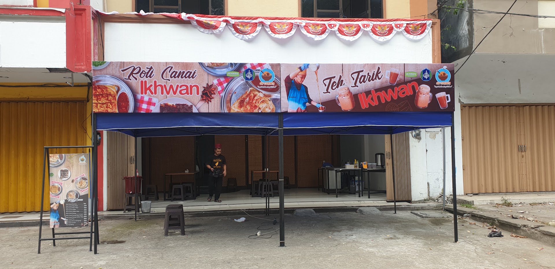 Gh Corner Lombok (Arab food,western food dan Roti canai)