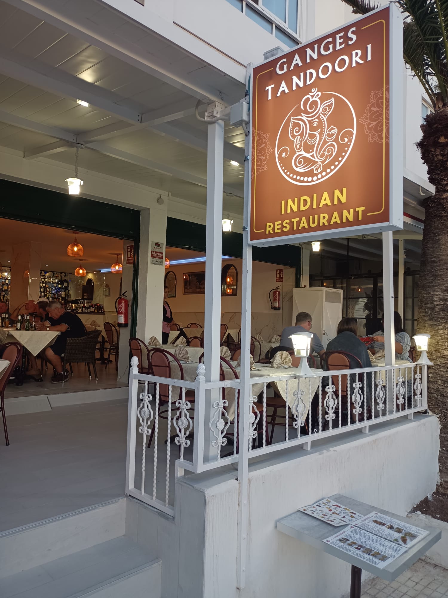 Ganges Tandoori, Callao Salvaje