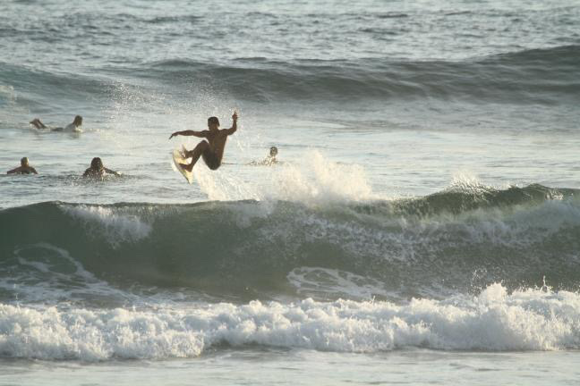 Roy Reef Lombok Surf School