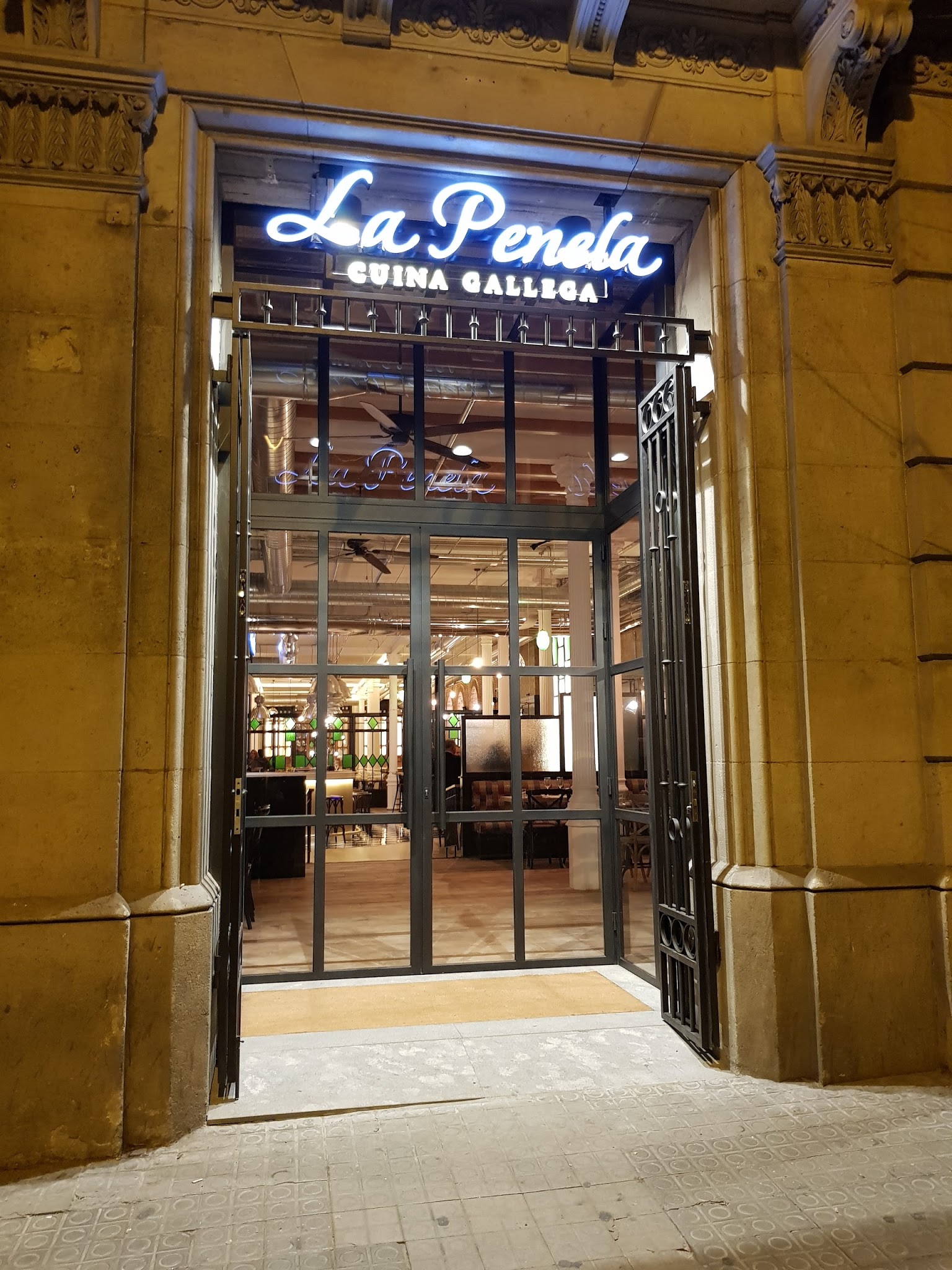 La Penela Barcelona. Restaurante Gallego