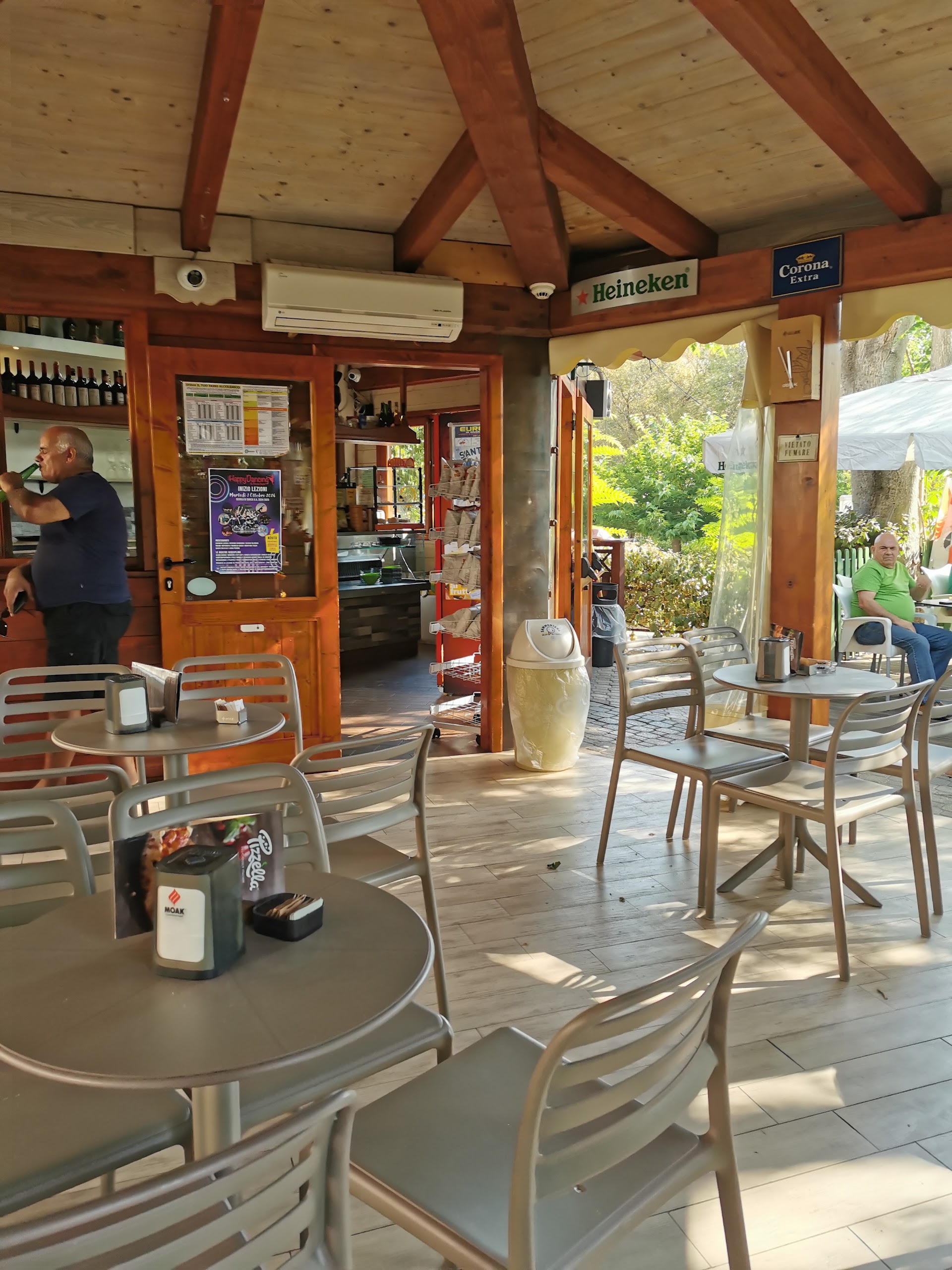 Esagono Chiosco Bar