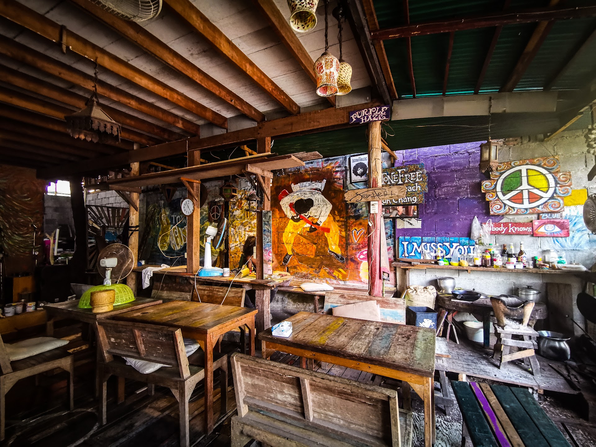 Nhing's Bar