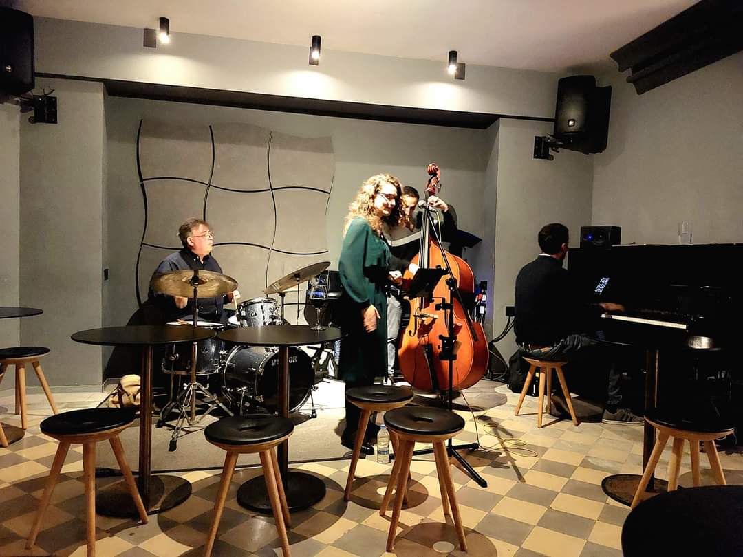 Offbeat Music Bar