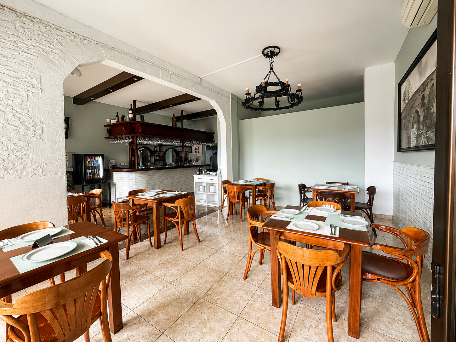 Bar and Restaurant Asturias