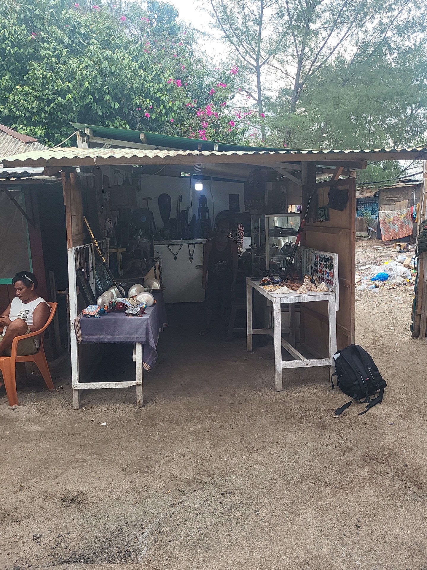 Ali's Place - Gili T