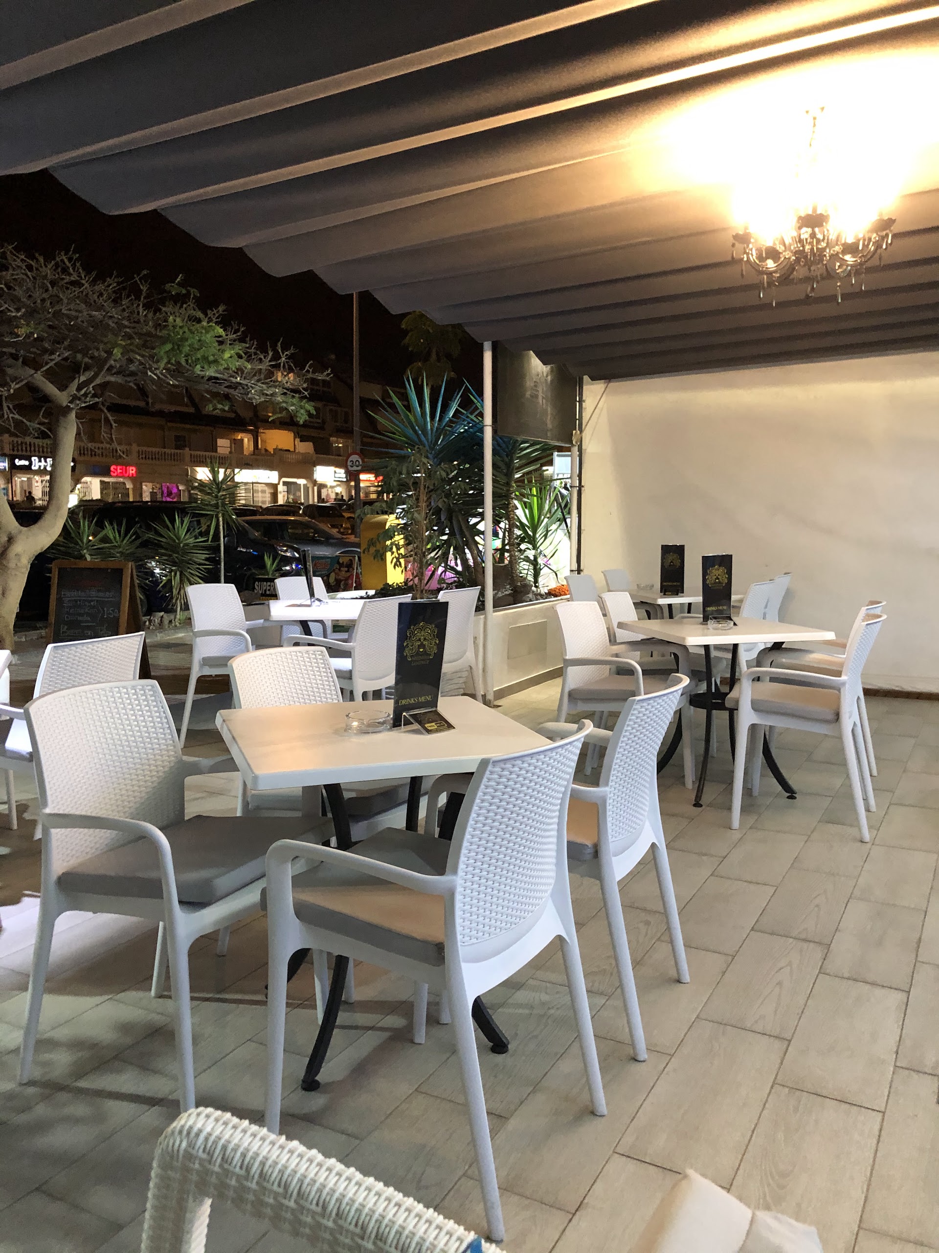 Medusa lounge