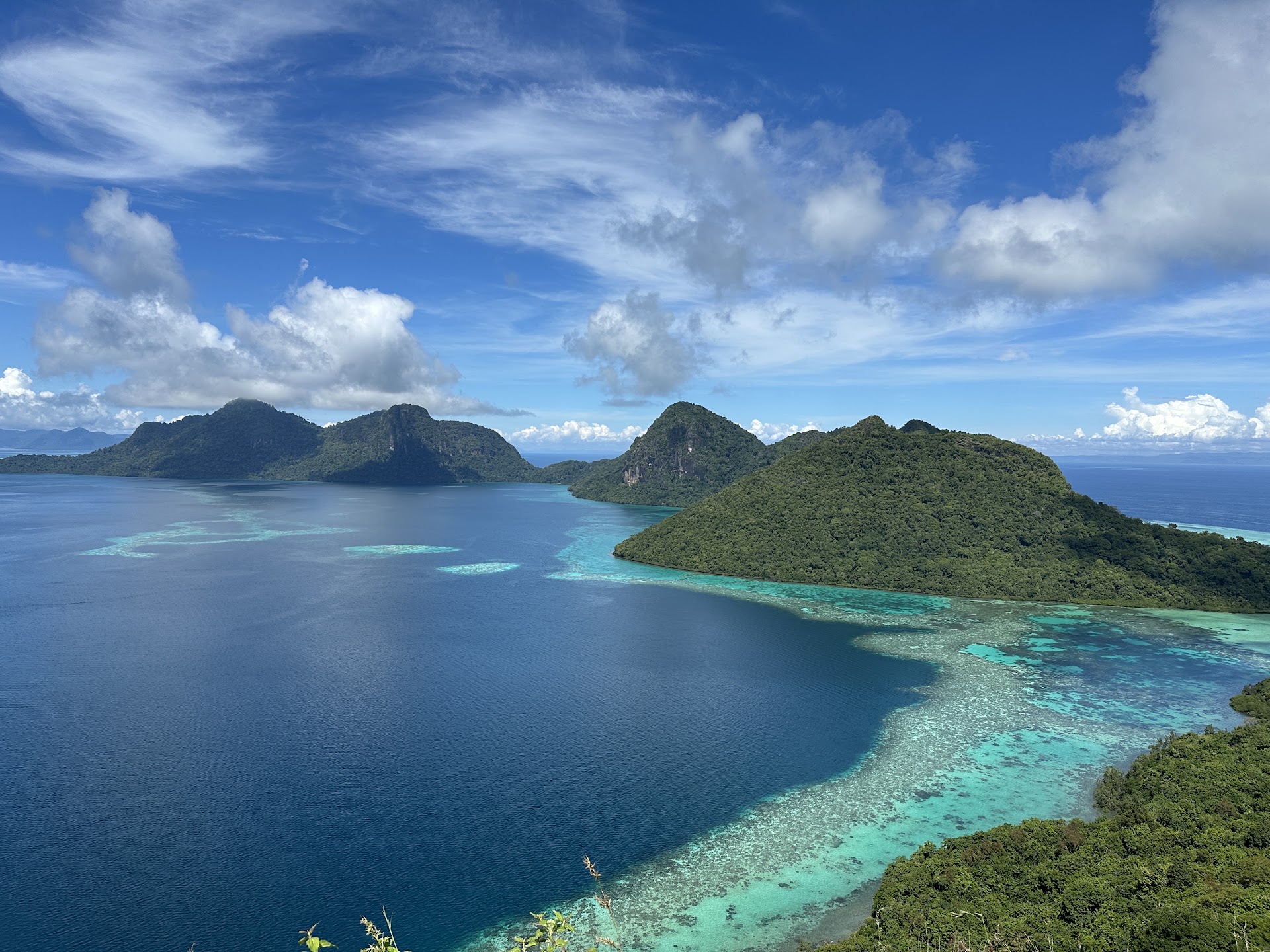 Bohey Dulang Hike Overlook