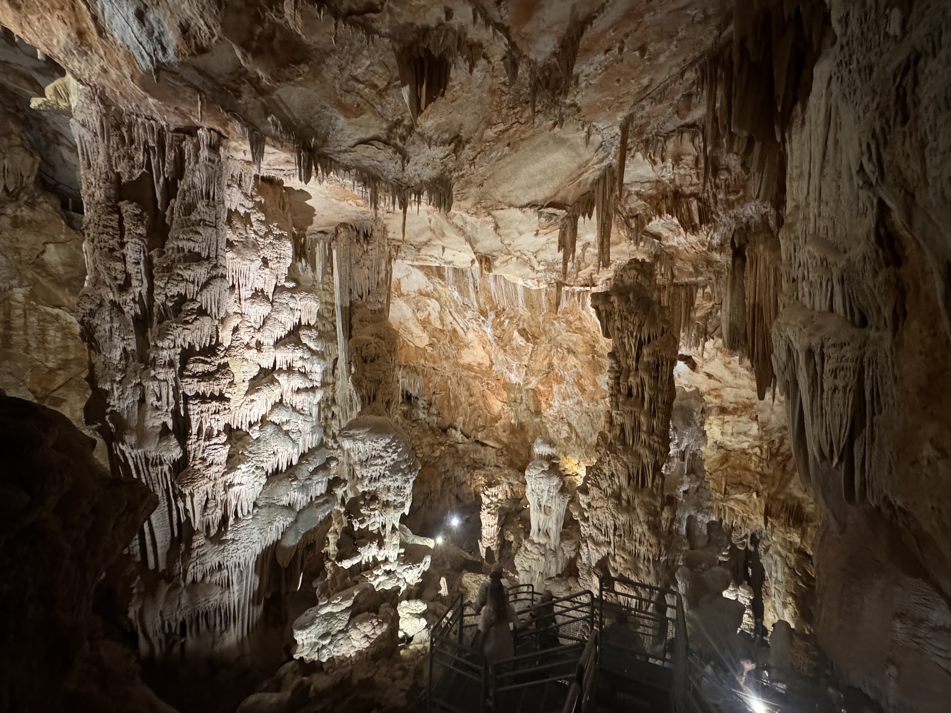 Grotta di Ispinigoli