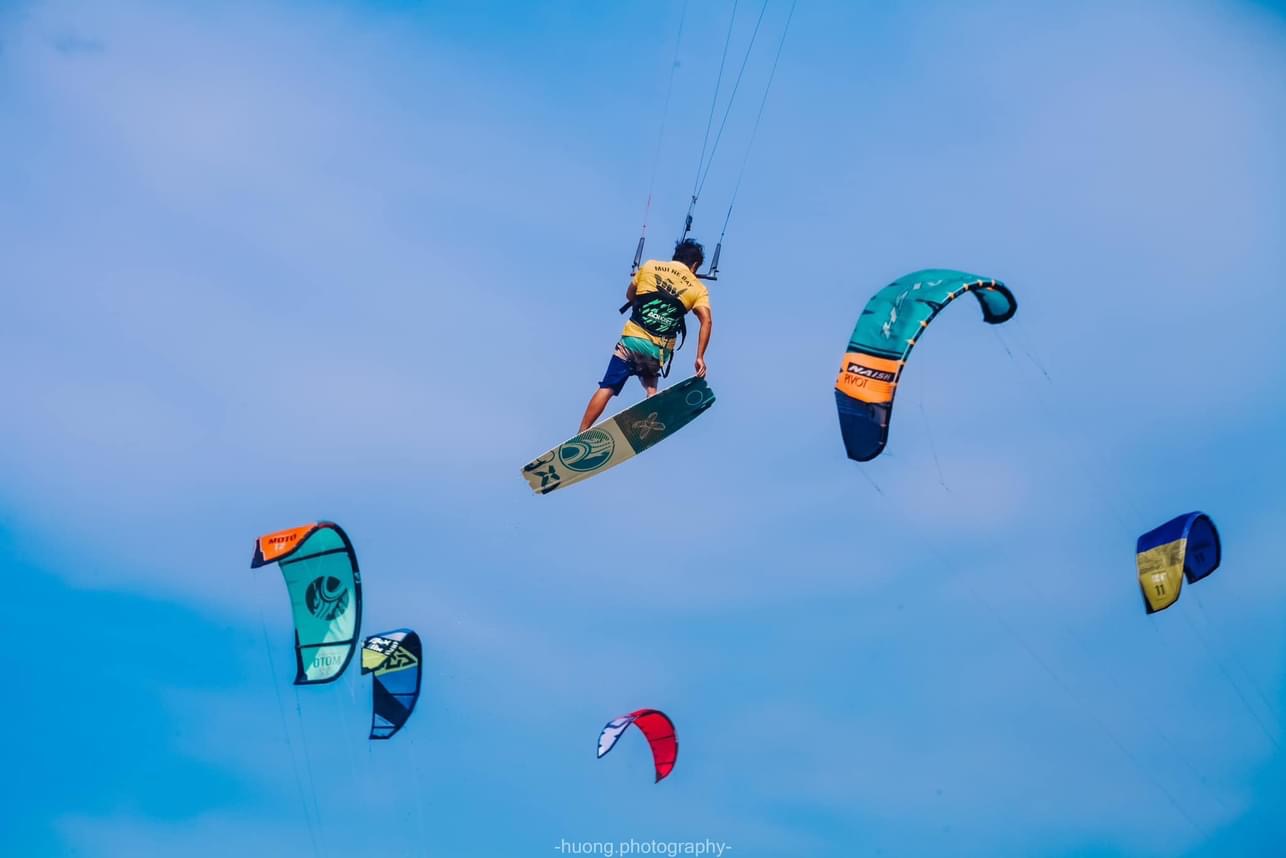 Mui Ne Bay Kite School