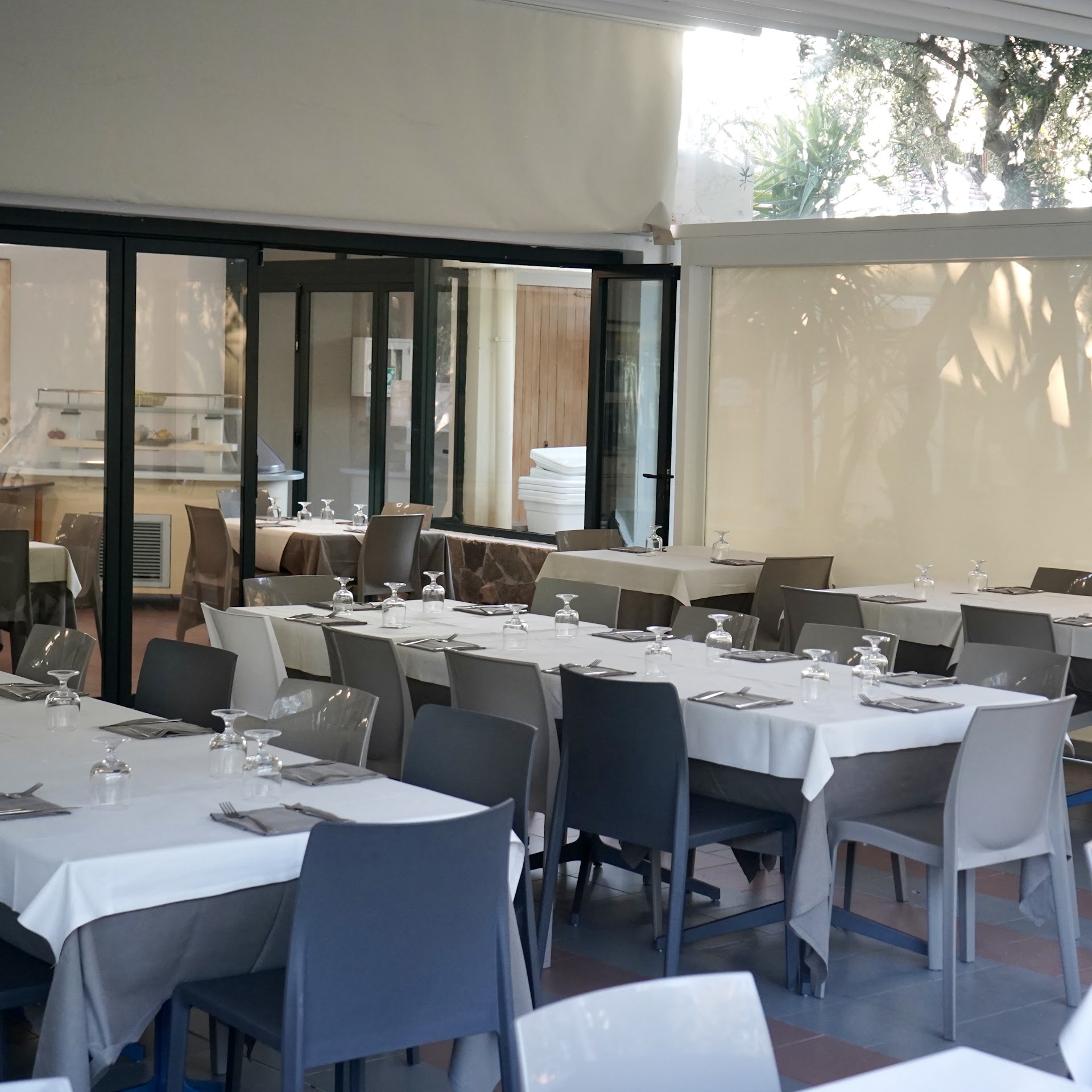 Bar Ristorante Pizzeria - Torre Chia