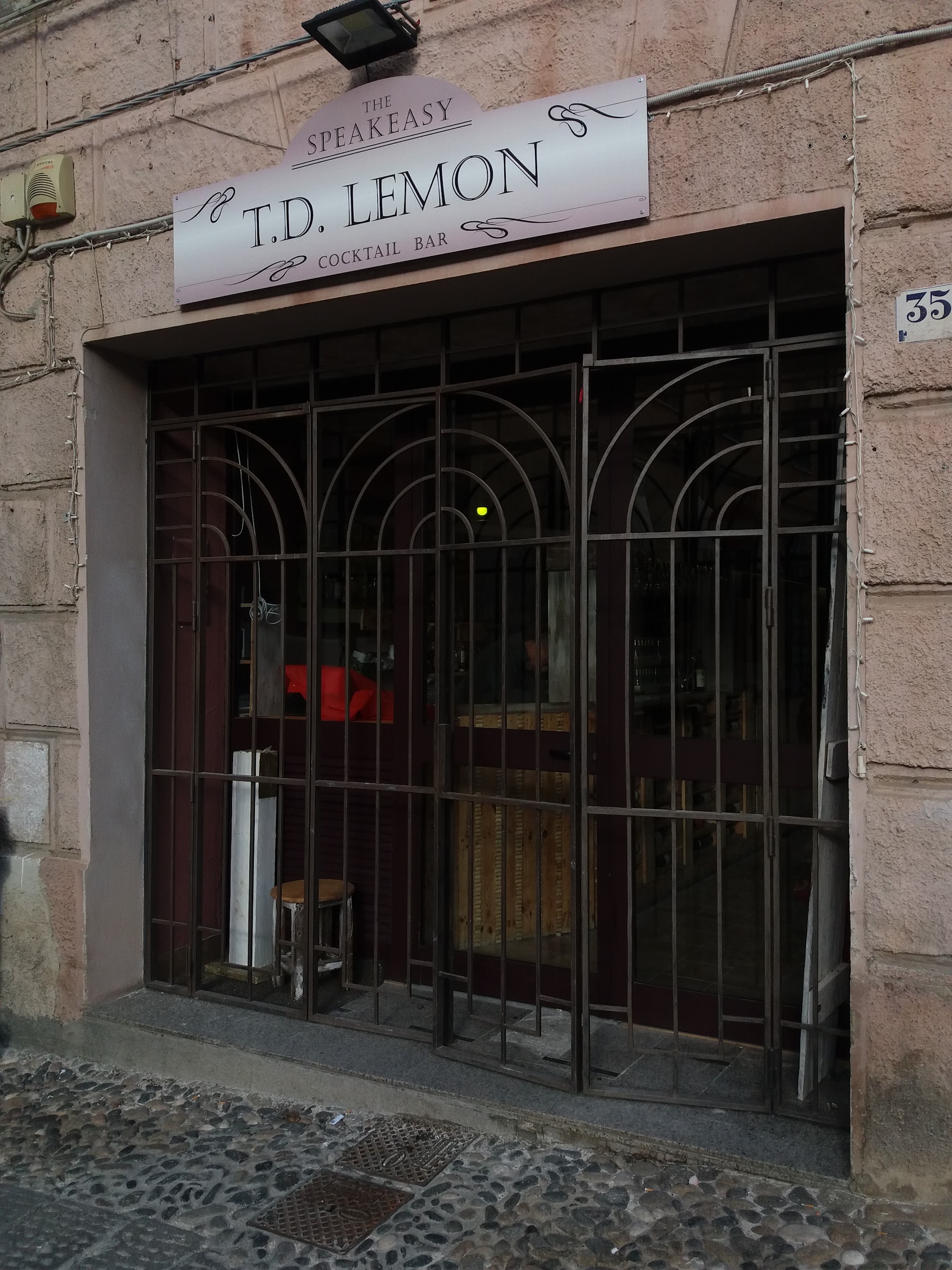 T.D. Lemon Social Club