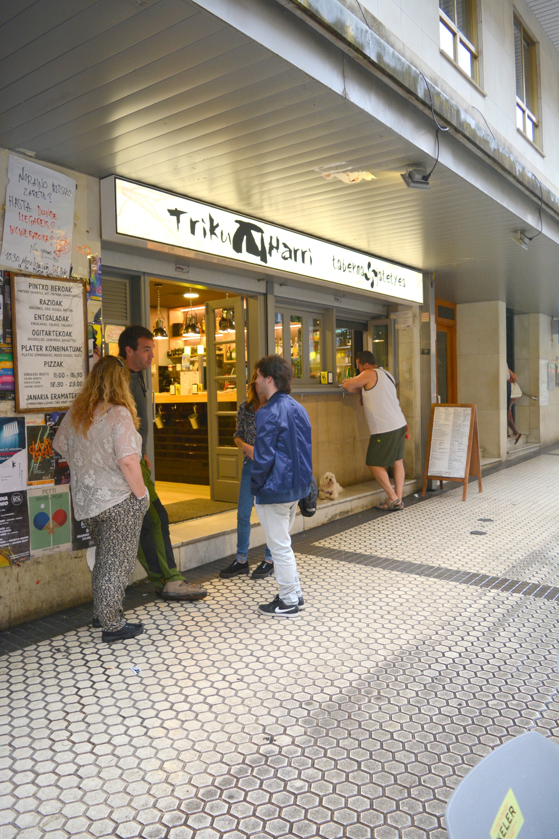 TrikuHarri Taberna Jatetxea
