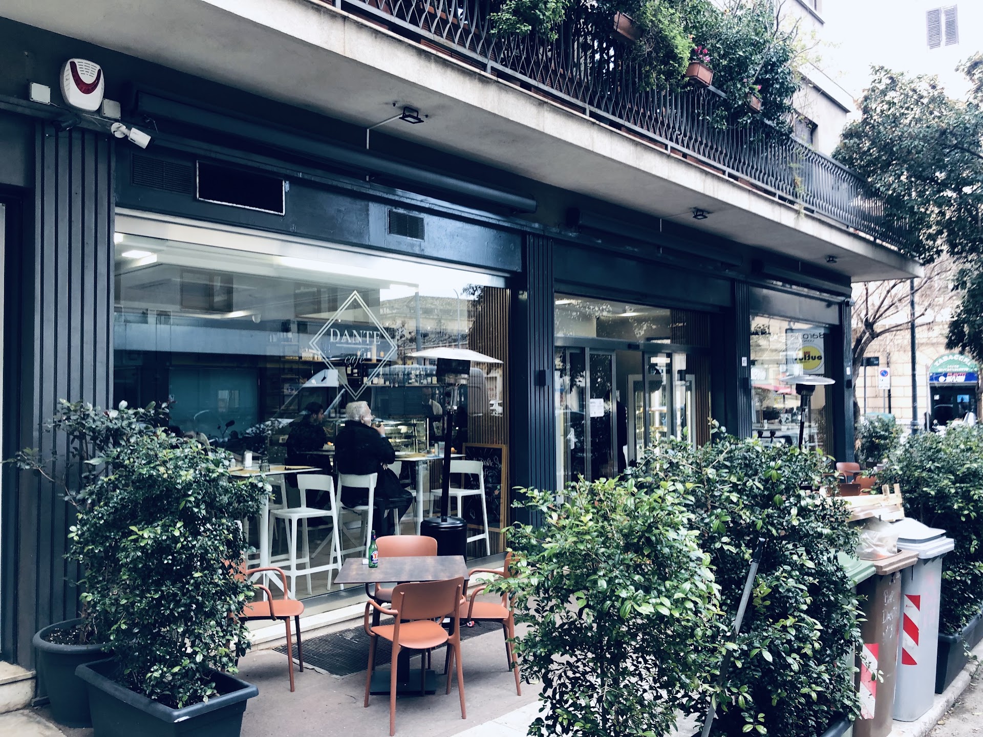 Dante Café