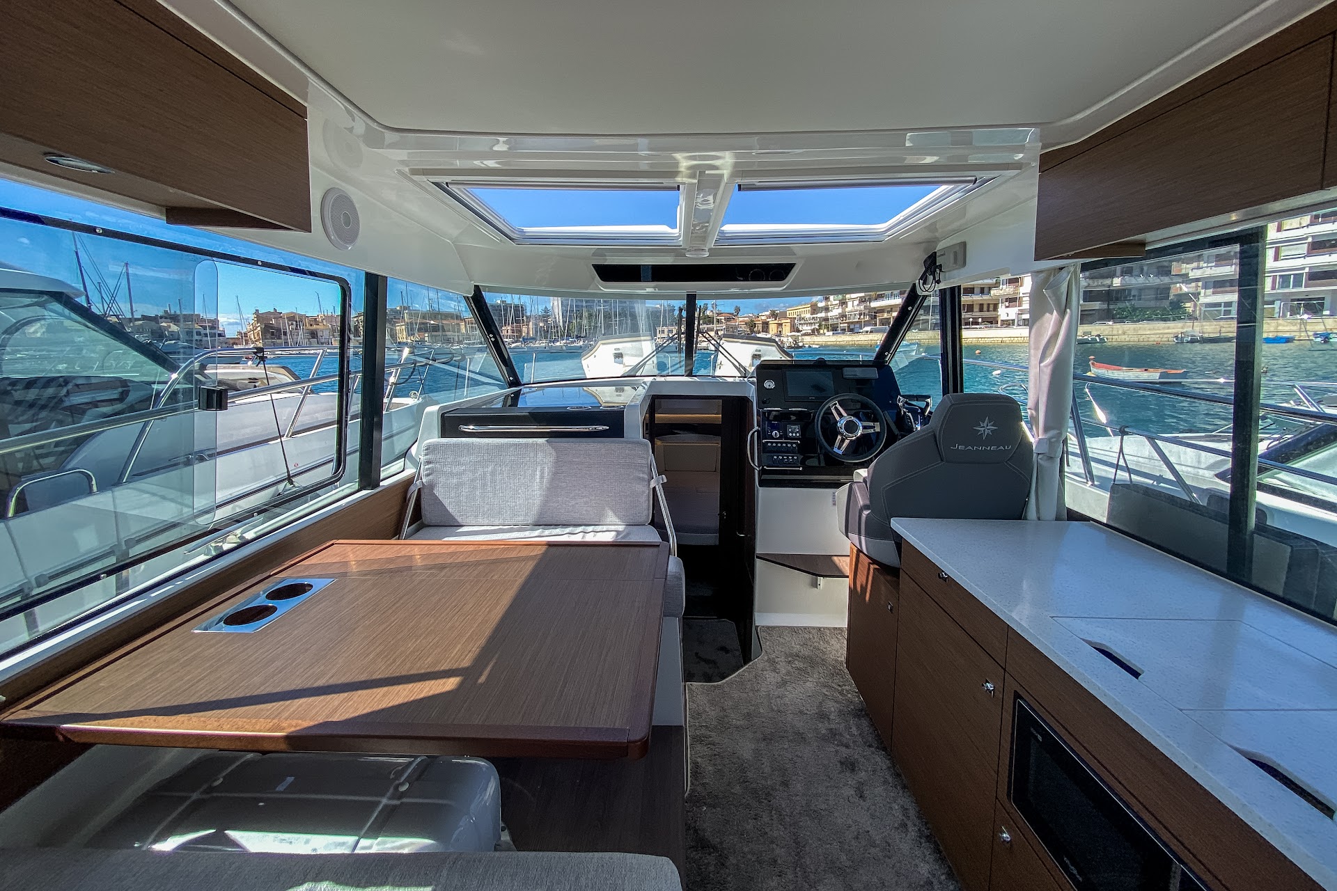 VEGA Charter and Sailing Boat | Noleggio barche Catania