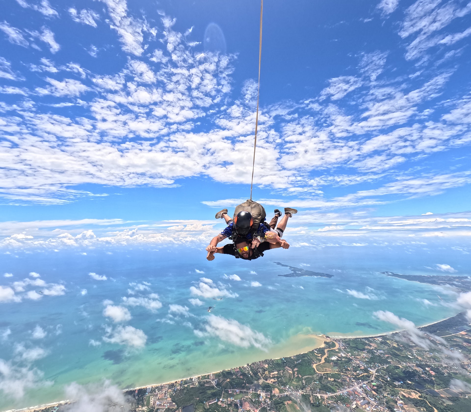 Paragliding in Klong Son