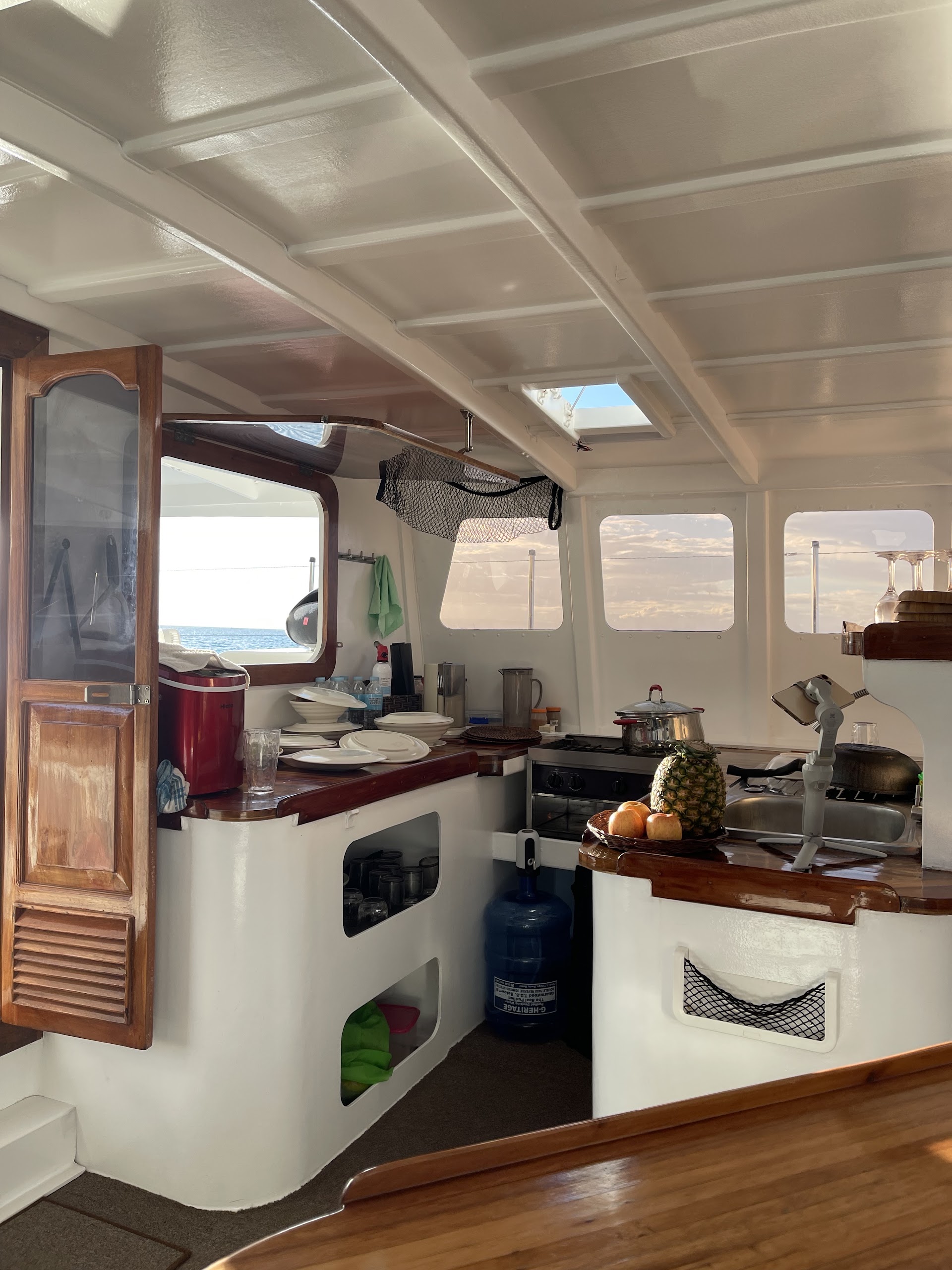 Hercules Yacht