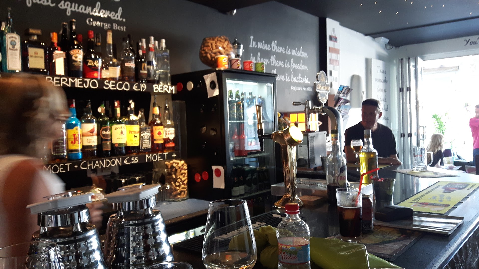 The Lounge Bar