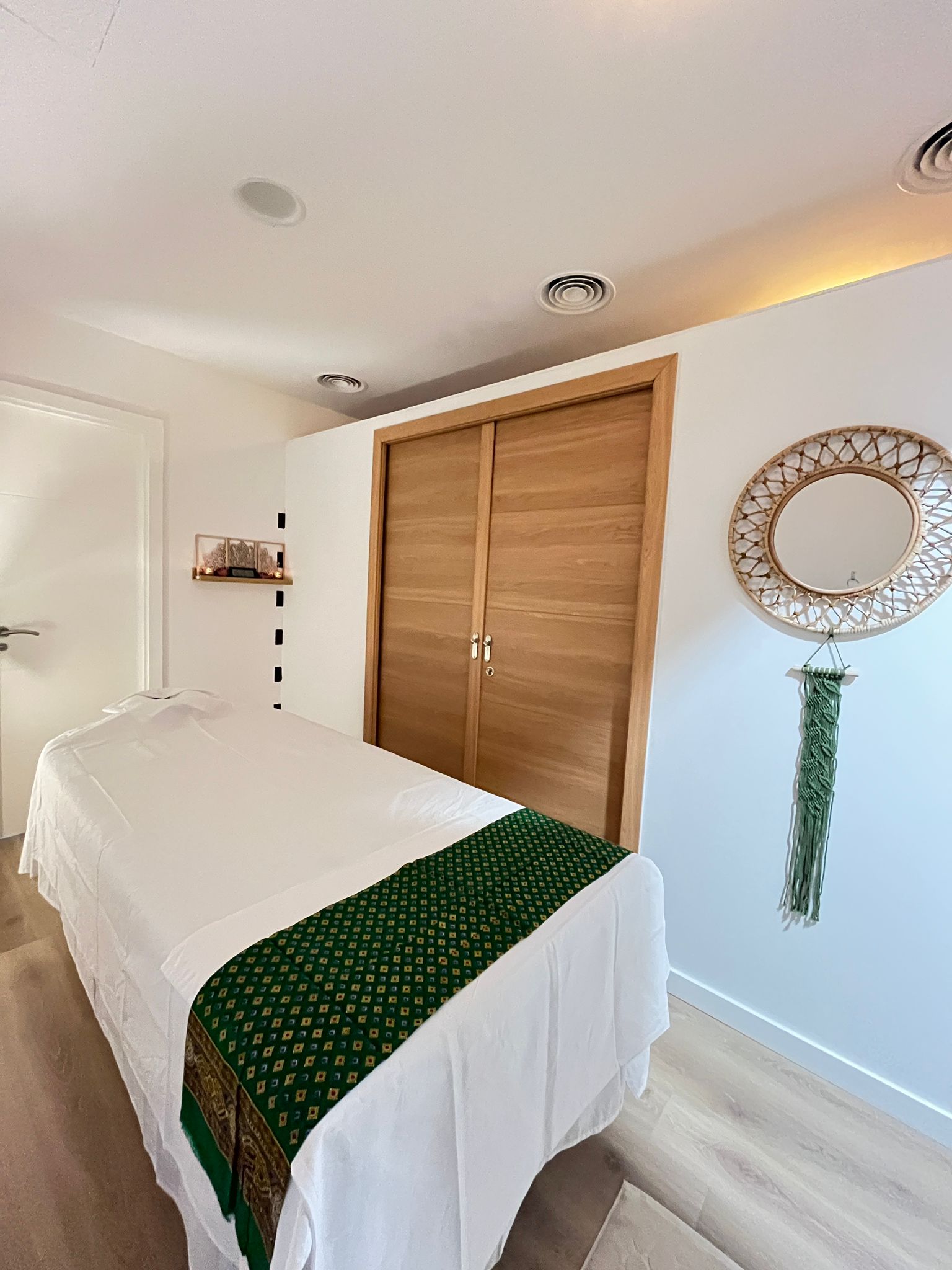 Thanya Thai Massage