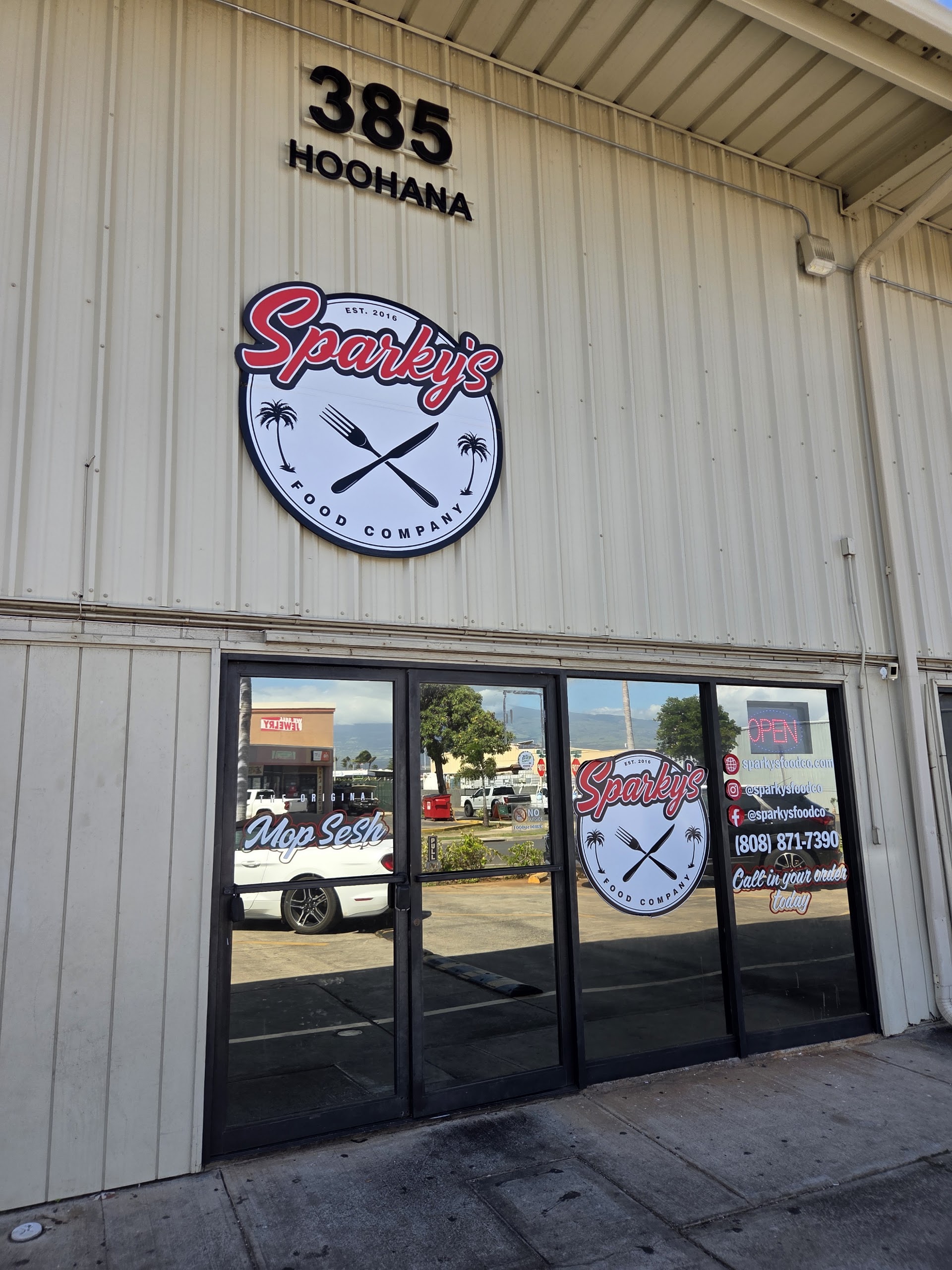 Sparky's Food Company - Restaurant