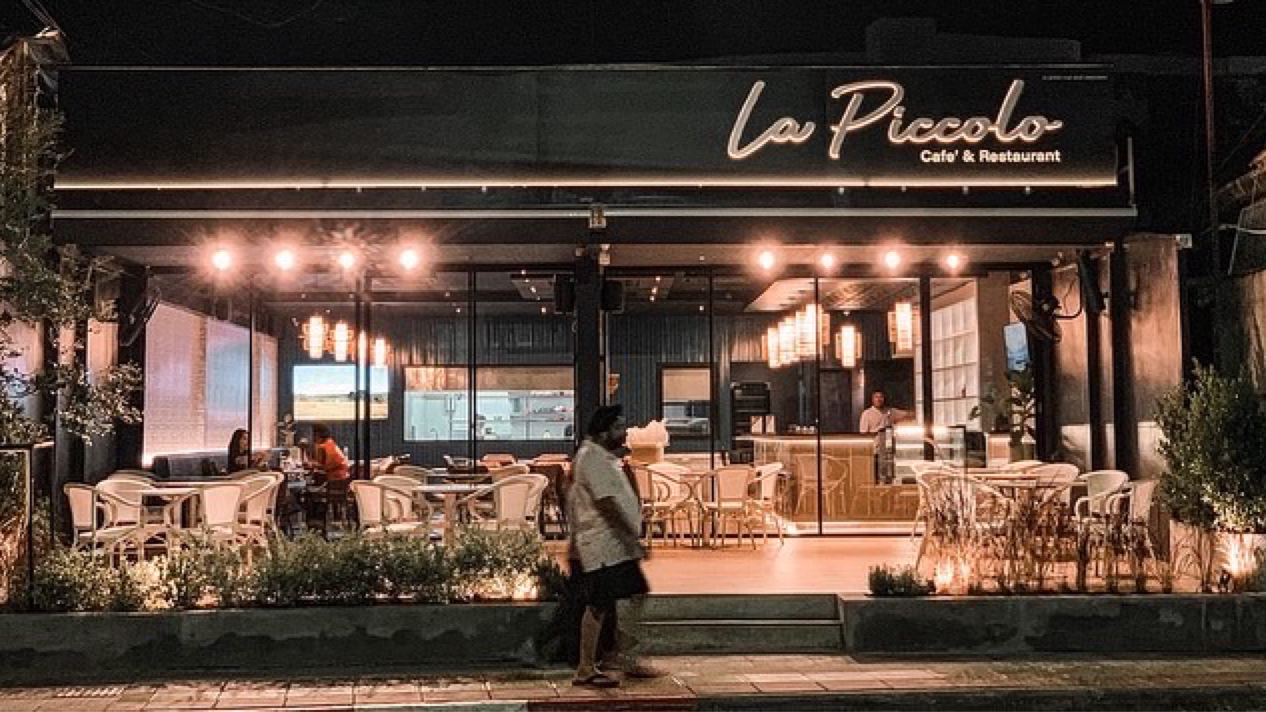 La Piccola Cafe & Restaurant