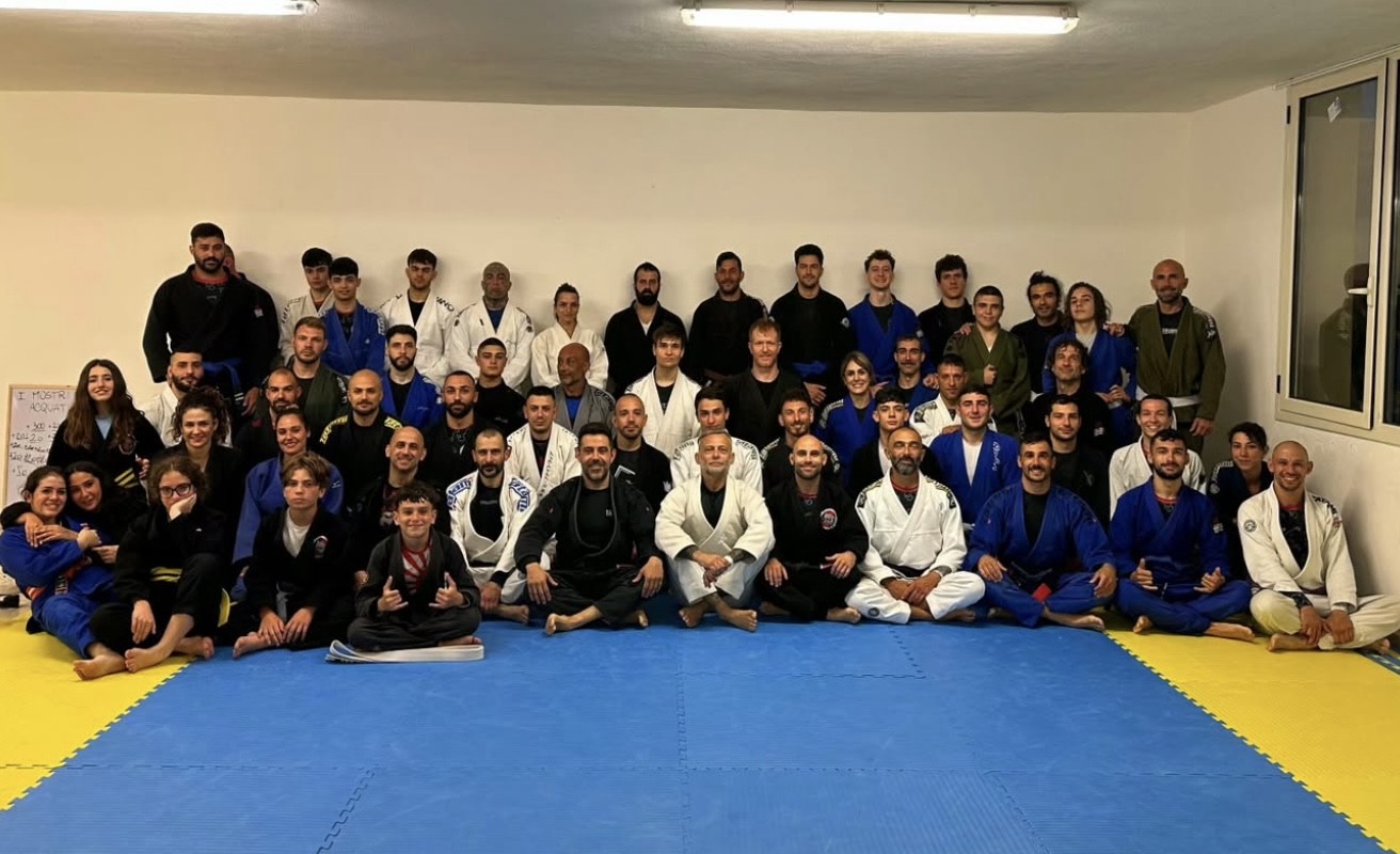 Rolling Island - Brazilian Jiu-Jitsu/Bjj - Grappling/No-Gi