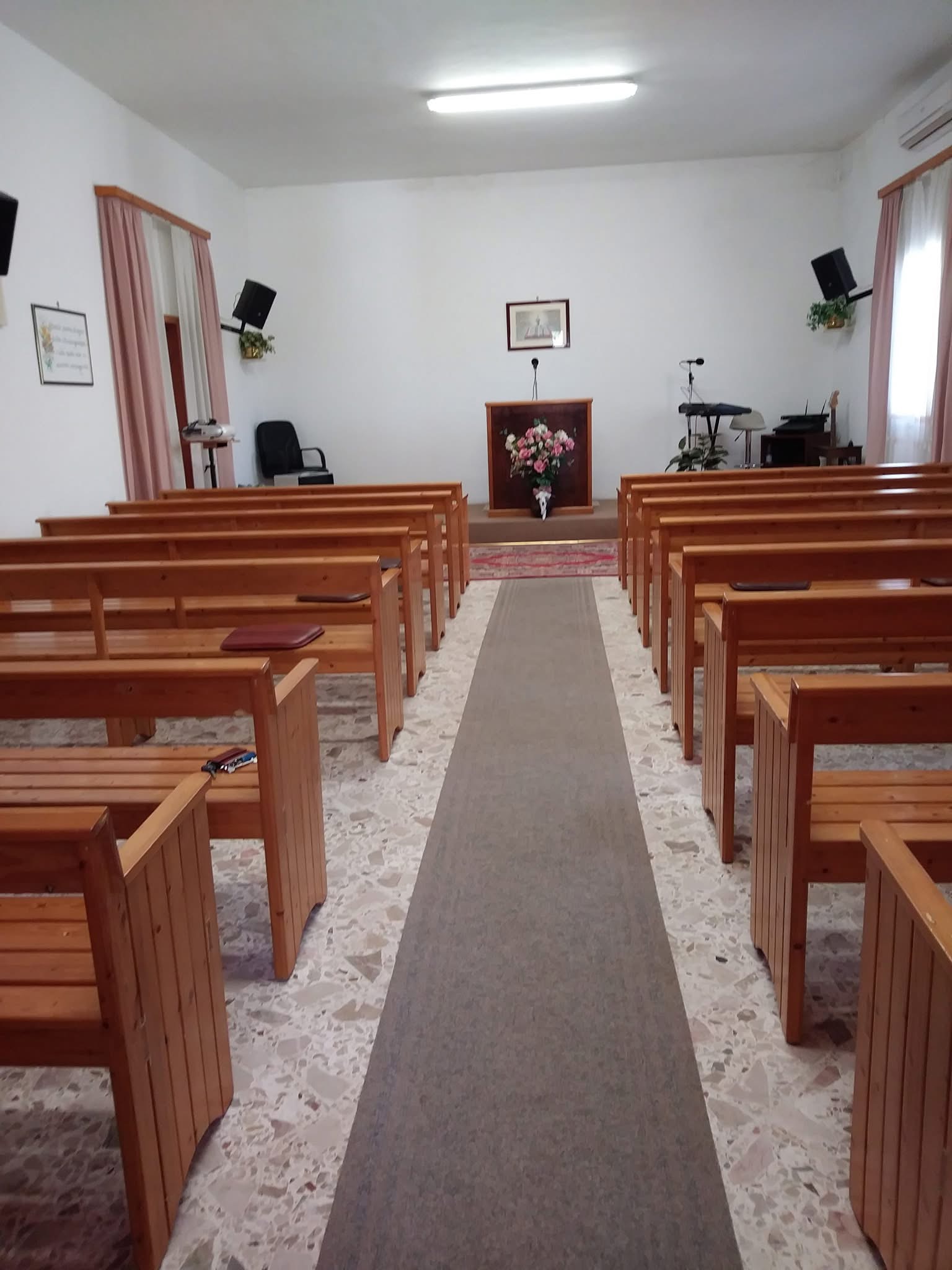 CHIESA UNITA PENTECOSTALE INTERNAZIONALE "Casa della Luce"