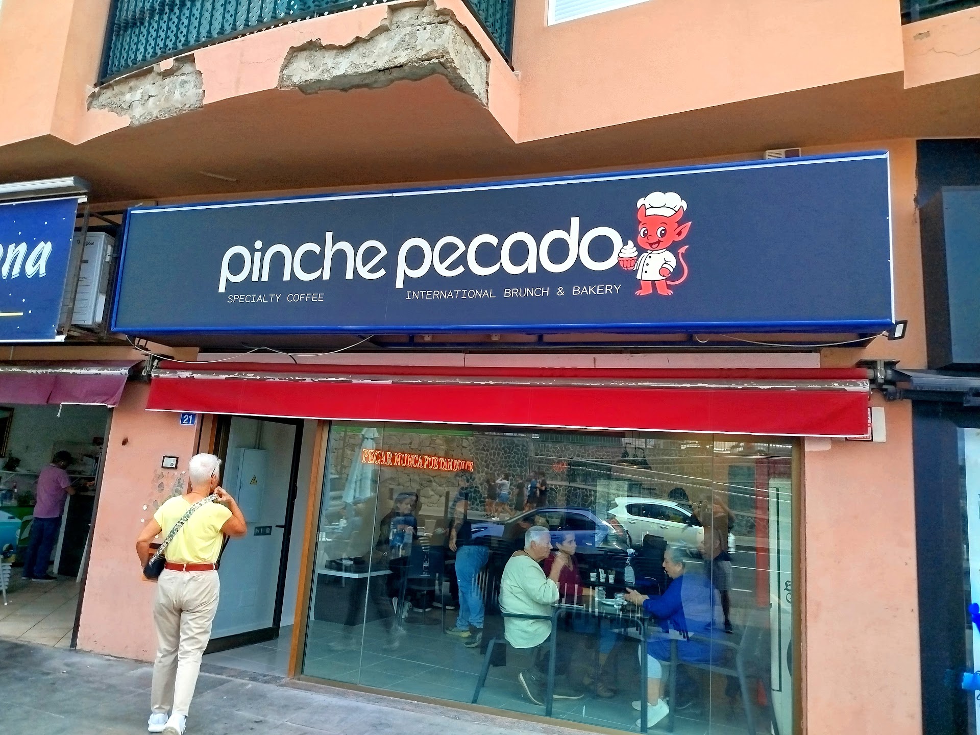 Pinche Pecado • Specialty Coffee, Brunch & Bakery