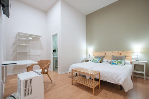 Triana 103 rooms & suites