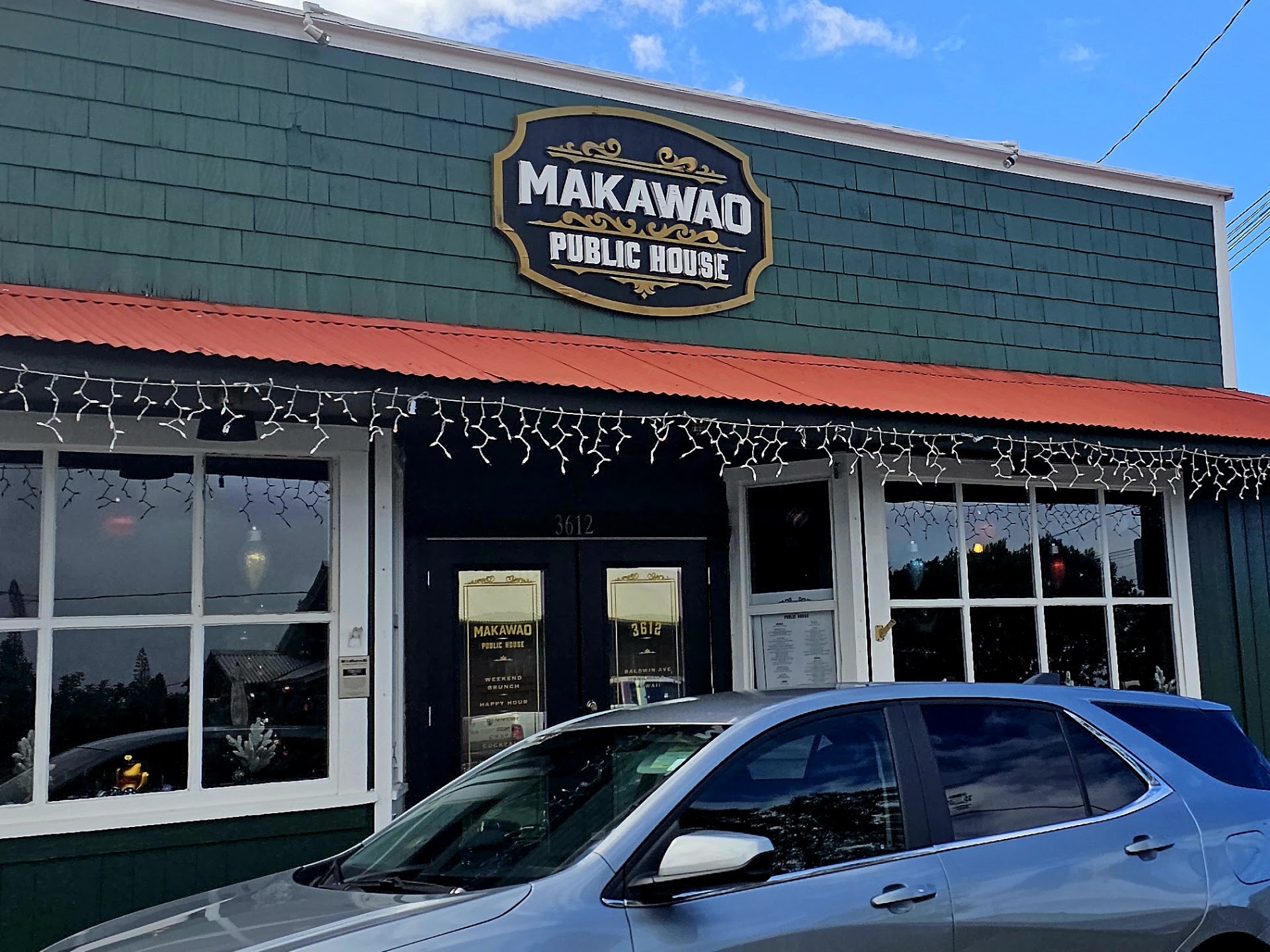 Makawao Public House
