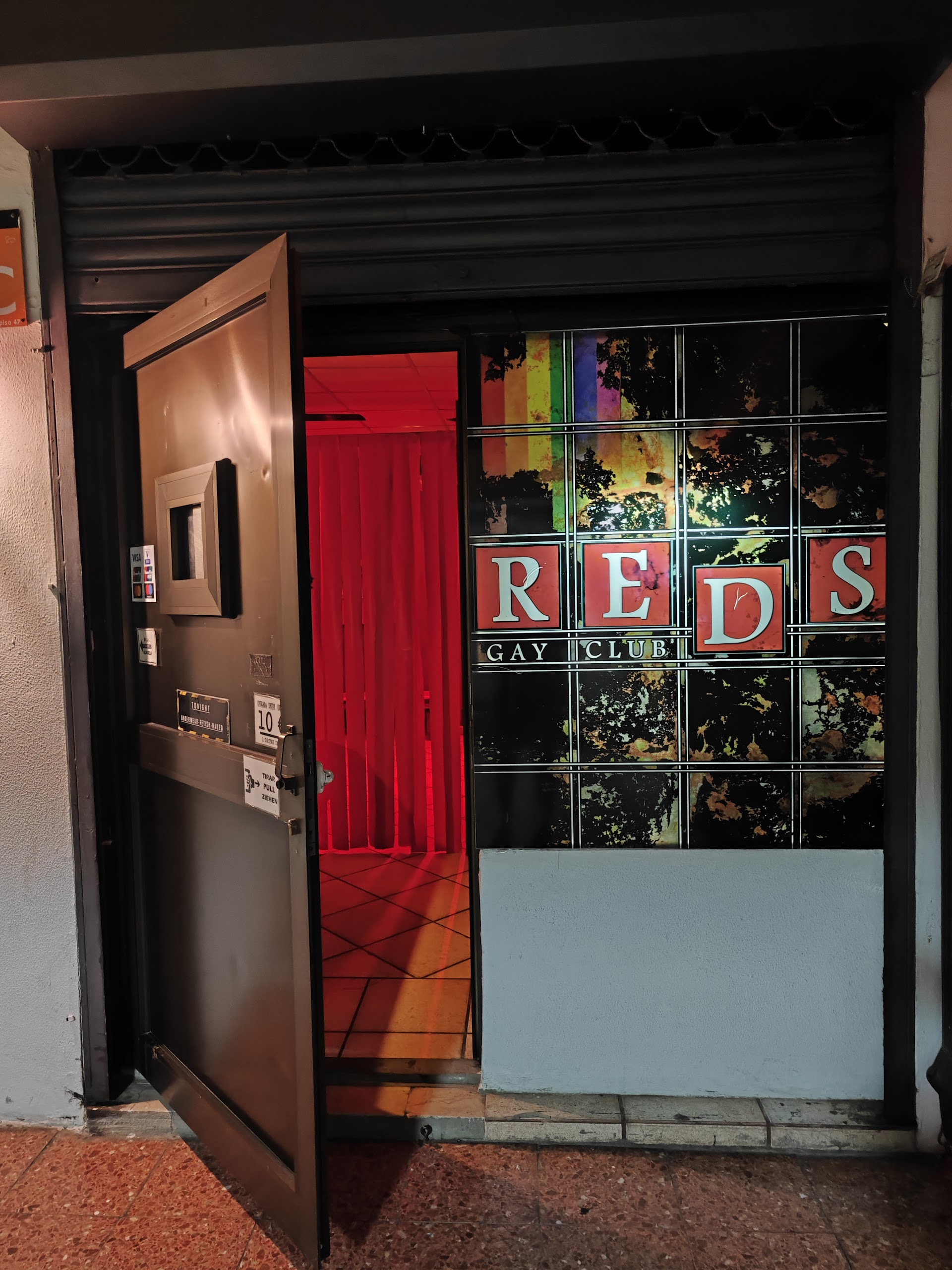 Reds Cruising Club