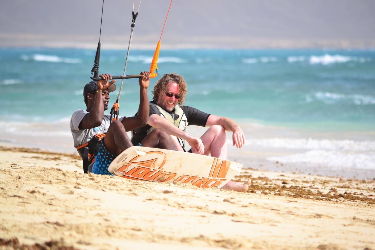 Time To Kitesurf - Titik Kitesurf School & Surf School
