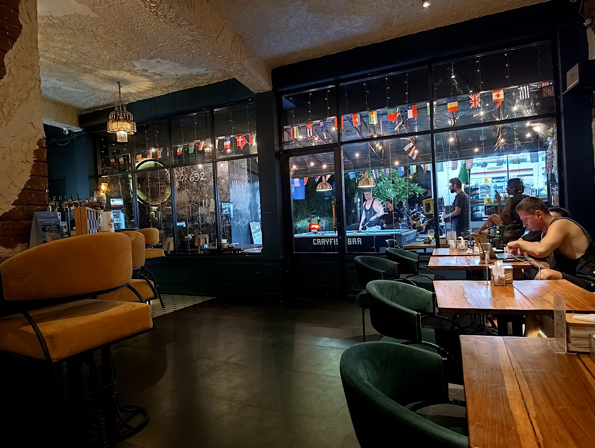CRAYFISH Seafood&Bar Seminyak