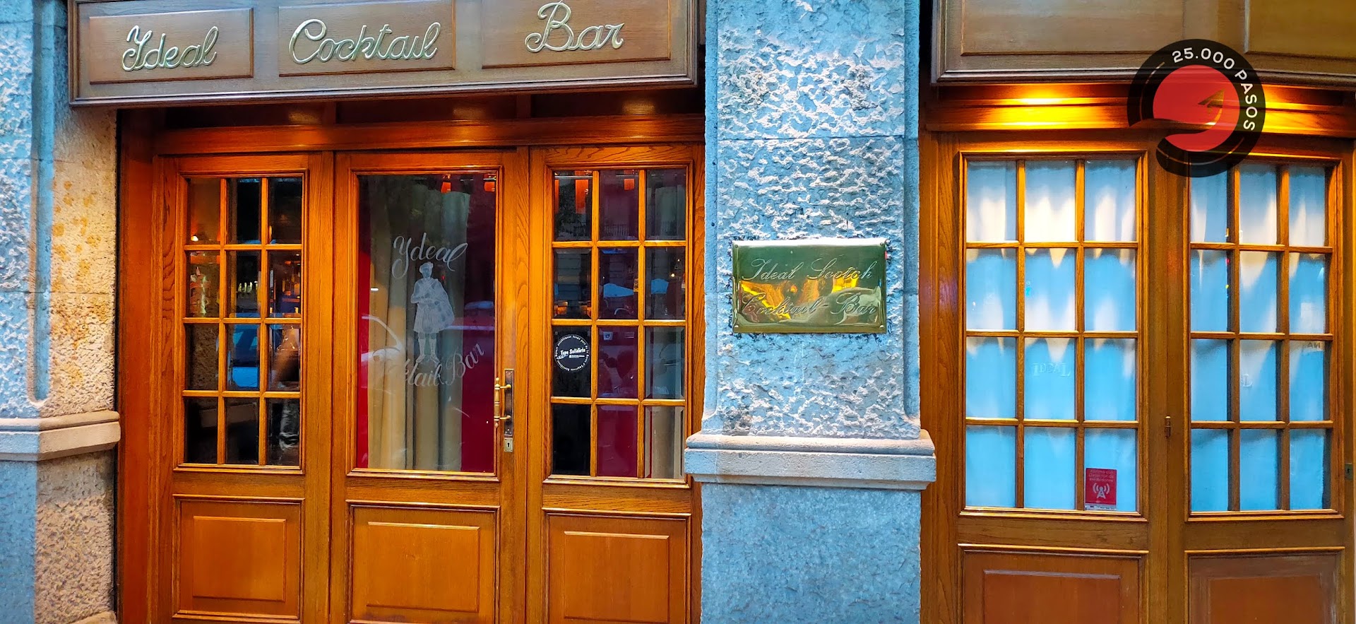 Ideal Cocktail Bar