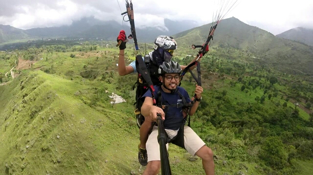 Bukit Lawang - Paragliding Activities