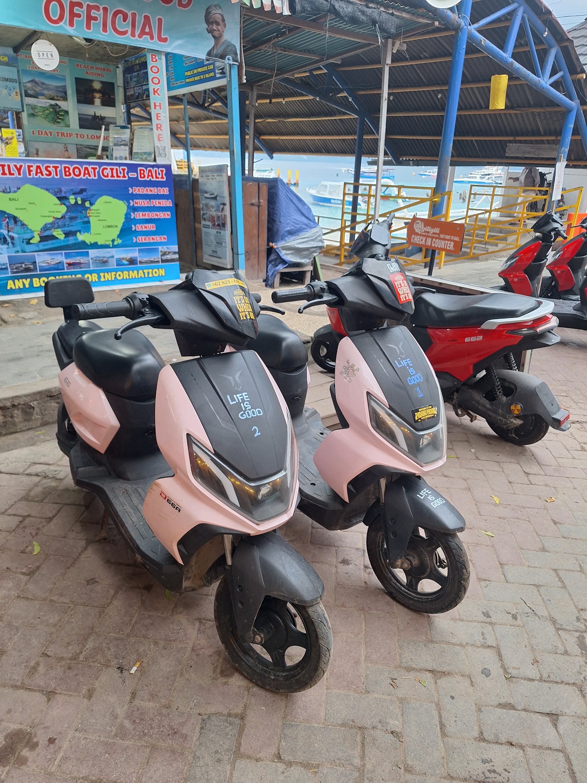 Life is good RENTAL SCOOTER