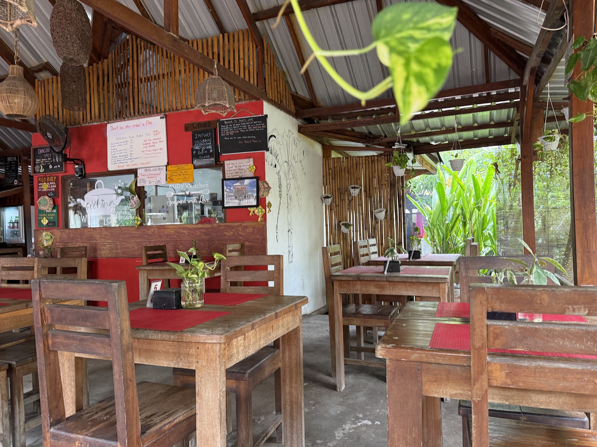 Ruby's Cafe