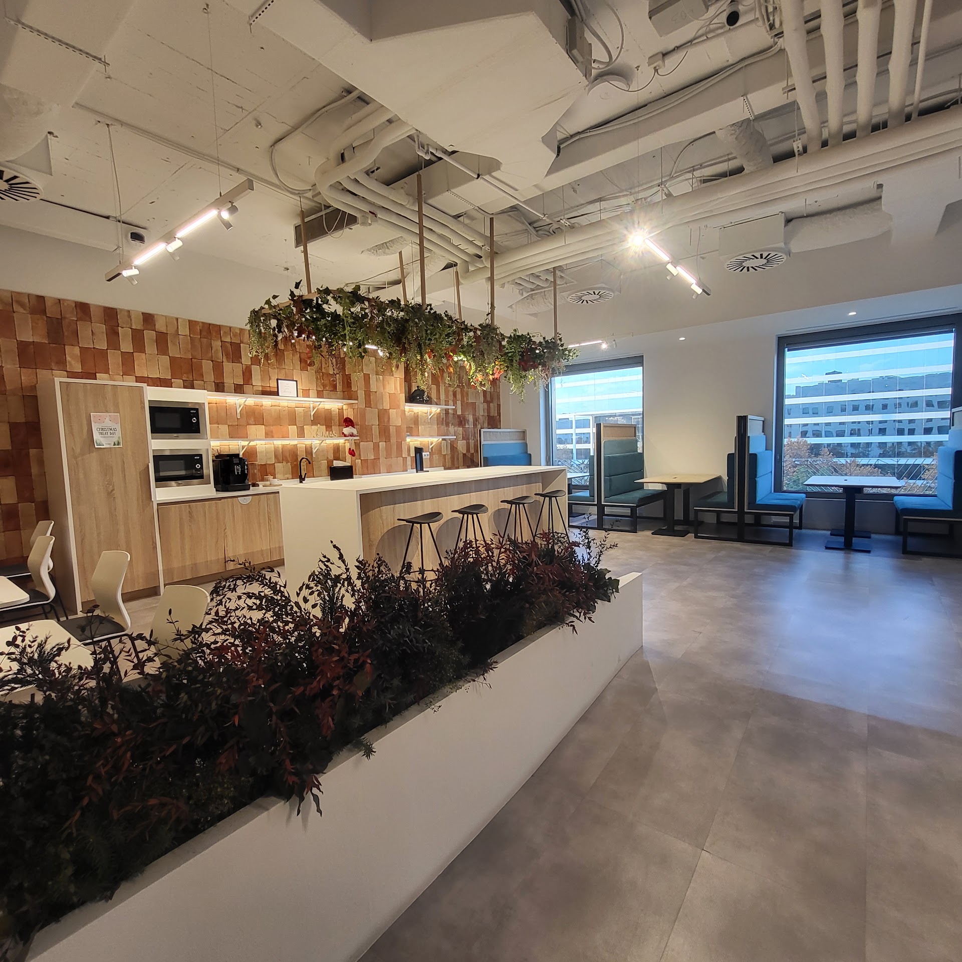 Coworking Lexington Diagonal 545, Complejo L'illa - Centro de negocios