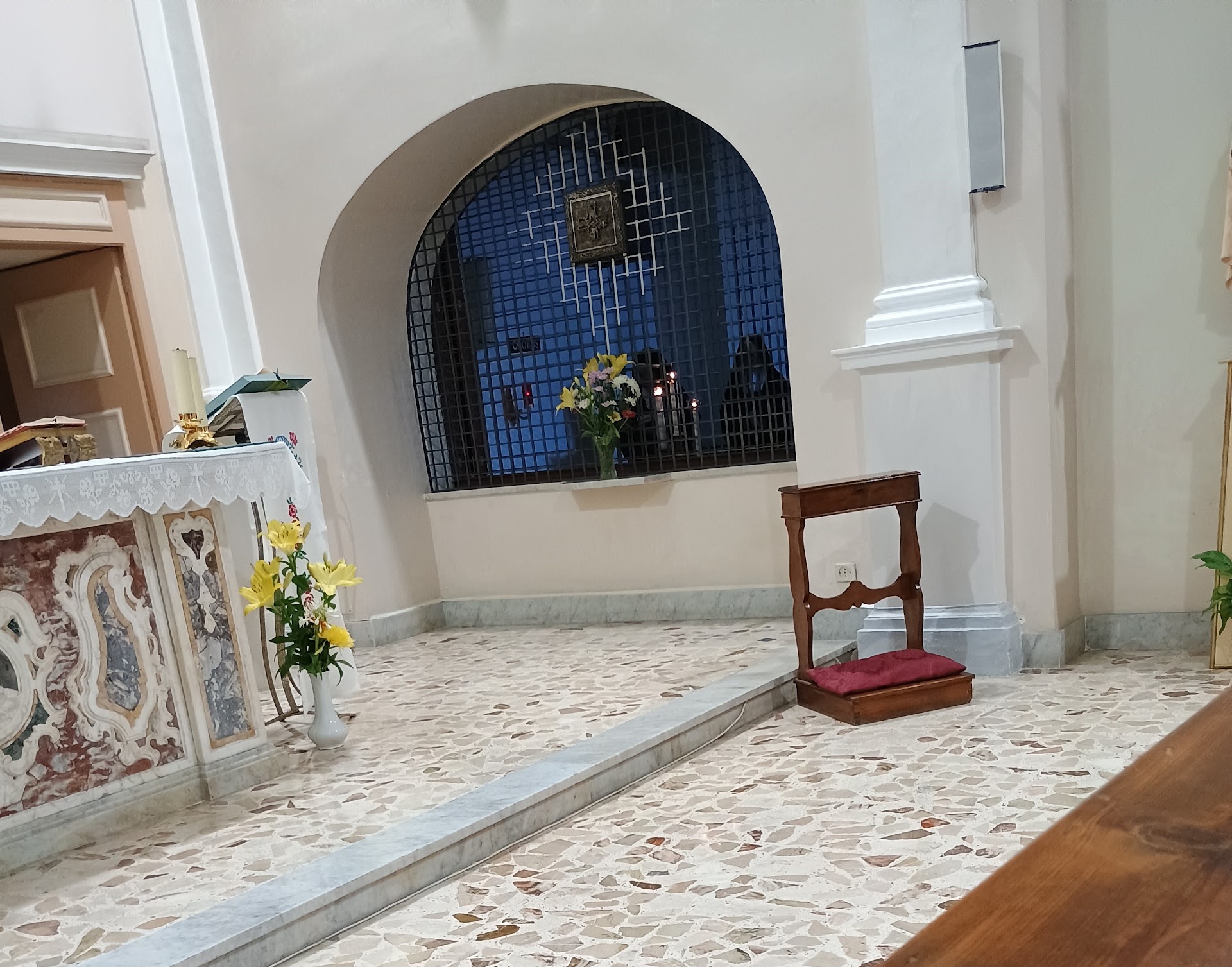 Carmelitane Scalze