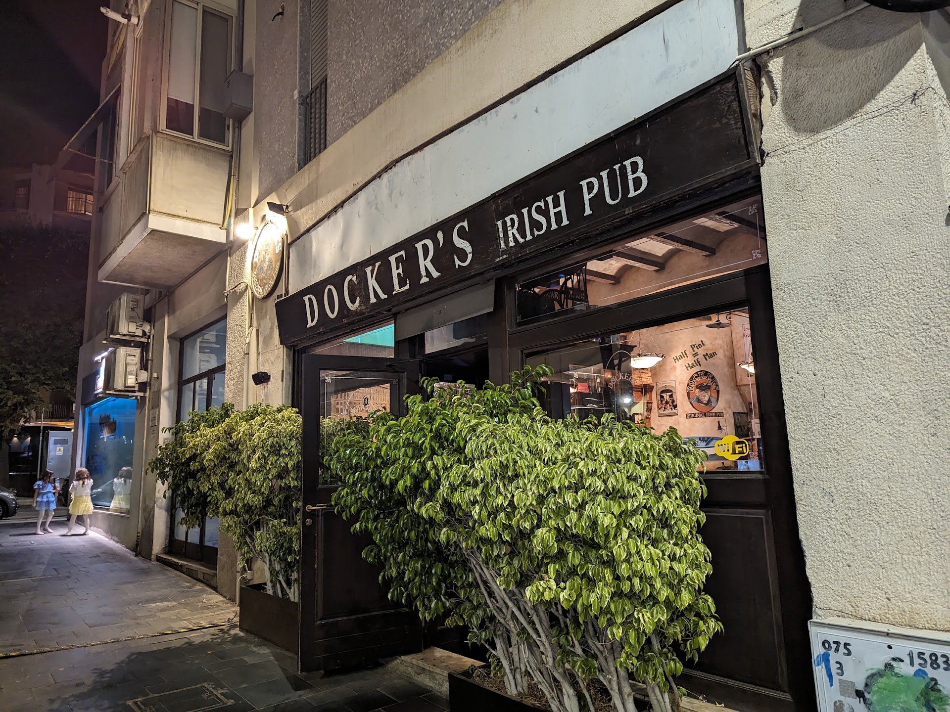 Docker's Pub