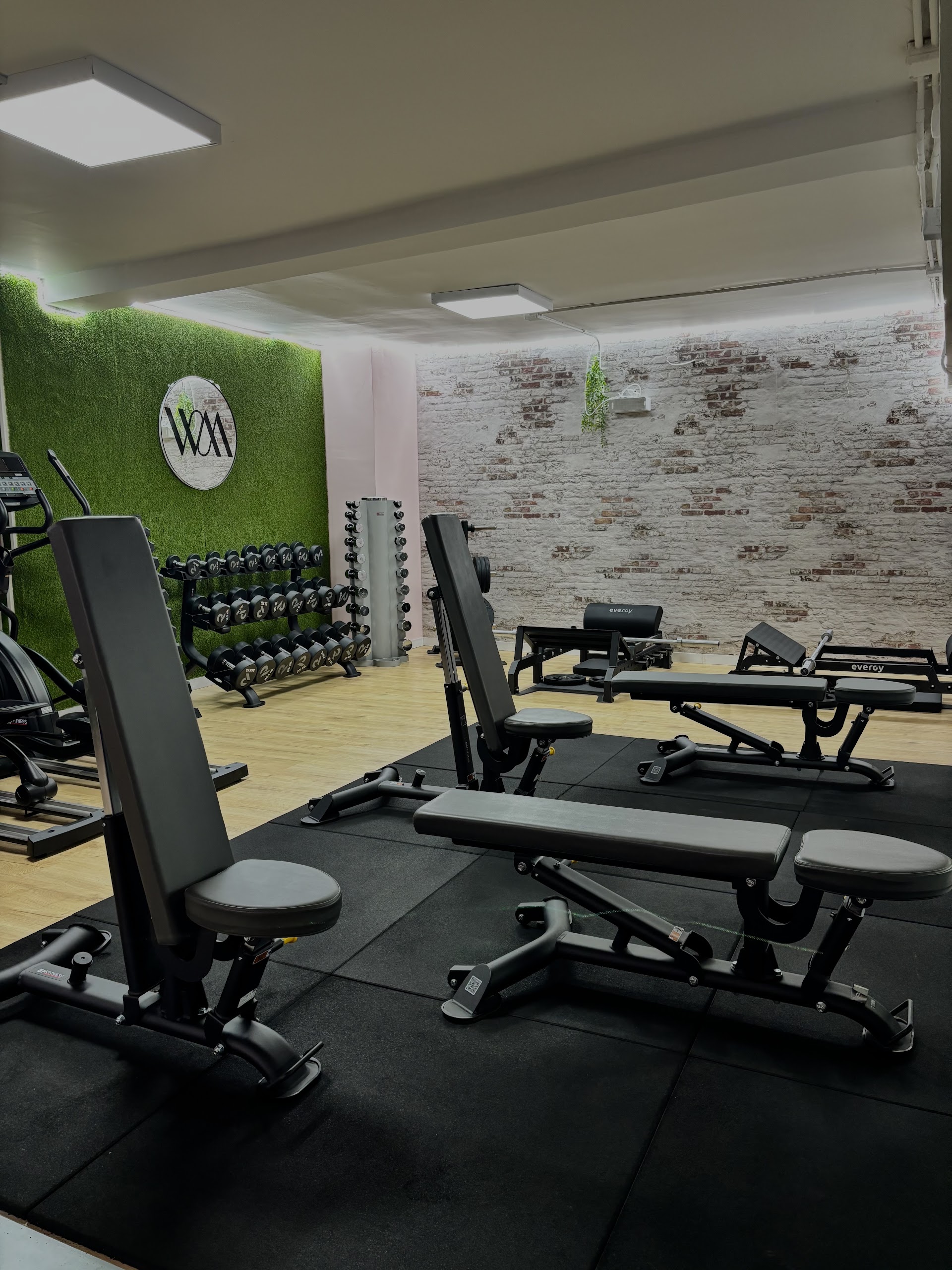 Empower Gym Girl Club - Gimnasio Mujeres