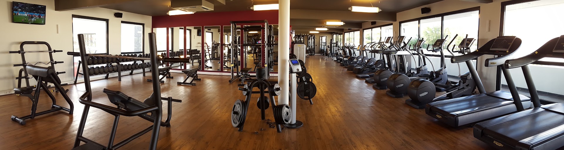 Sports & Health Club The Challenge