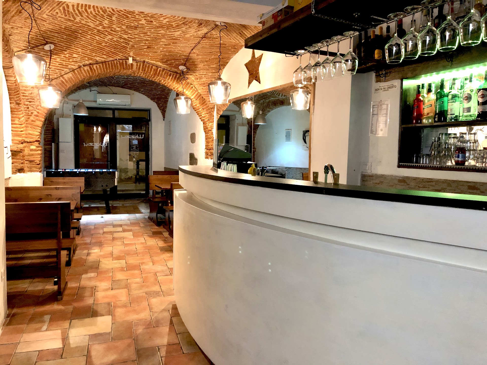 WIZZI BAR