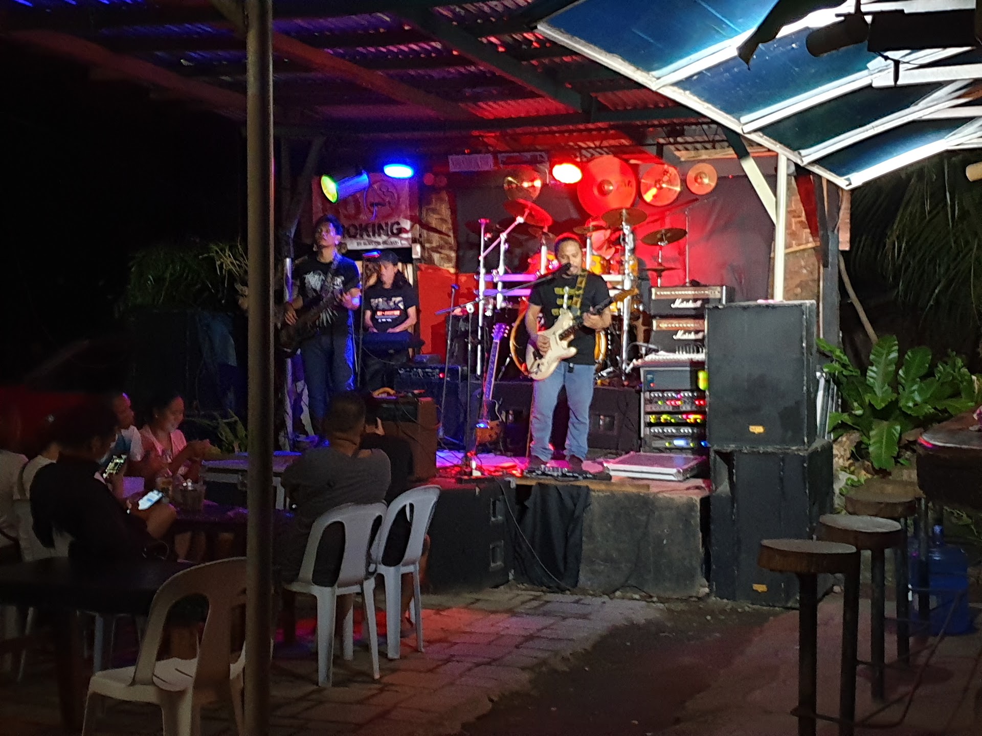 M's BAR AND MUSIC